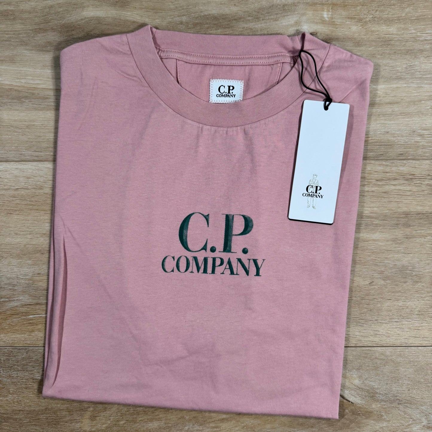 C.P. Company 30/1 Jersey Logo T-Shirt in Misty Rose - Pink