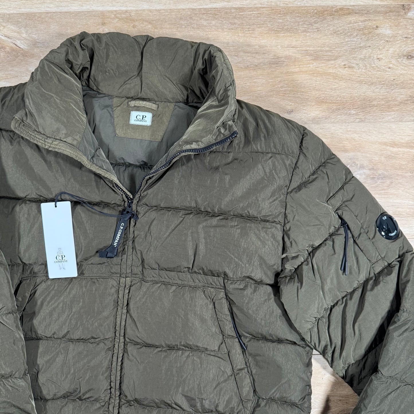 C.P. Company Chrome-R Down Lens Jacket in Ivy Green