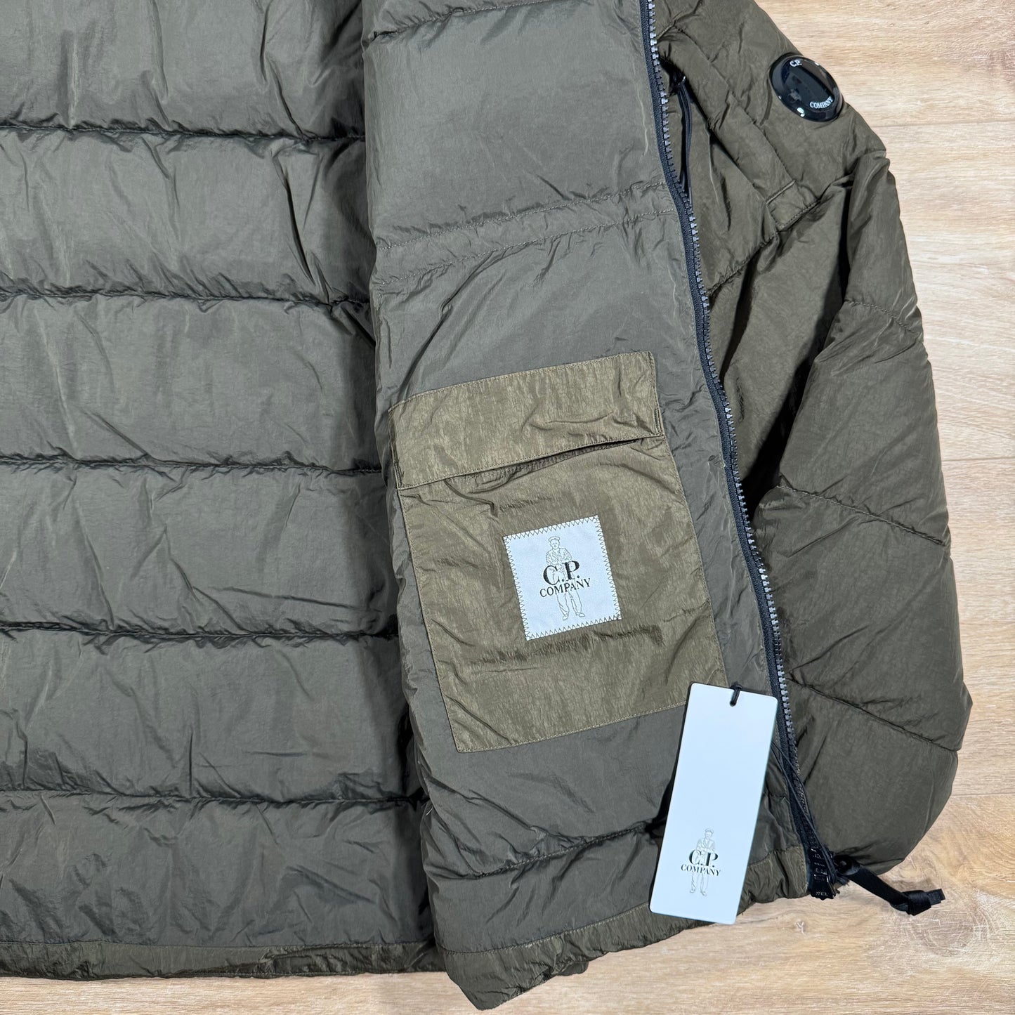 C.P. Company Chrome-R Down Lens Jacket in Ivy Green
