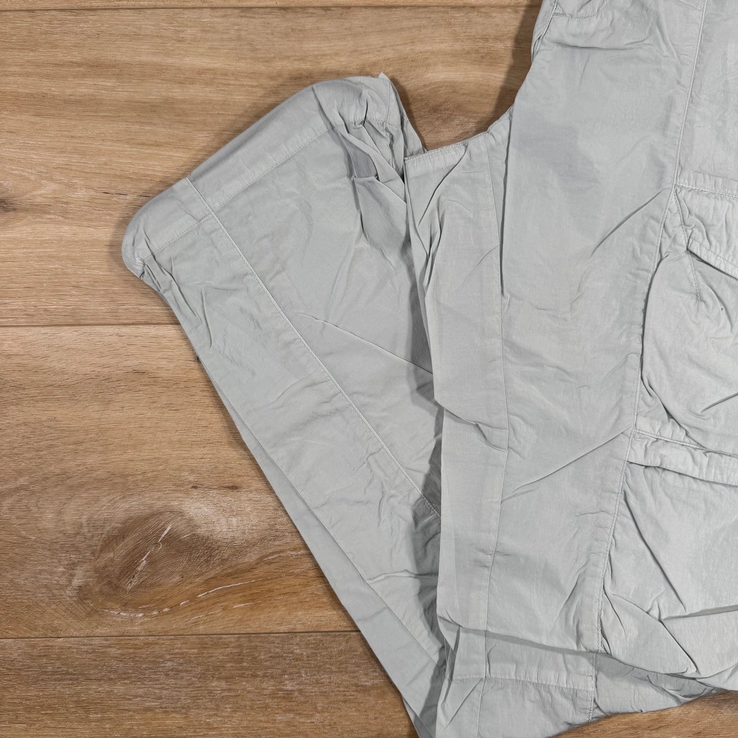C.P. Company Chrome-R Cargo Lens Pants in Blue Fox - Grey