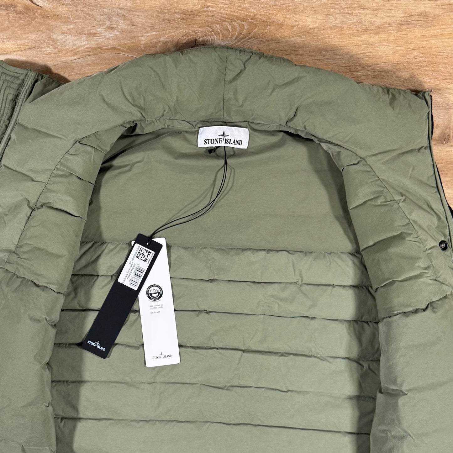 Stone Island Seamless Tunnel Nylon Down-TC Vest in Sage Green