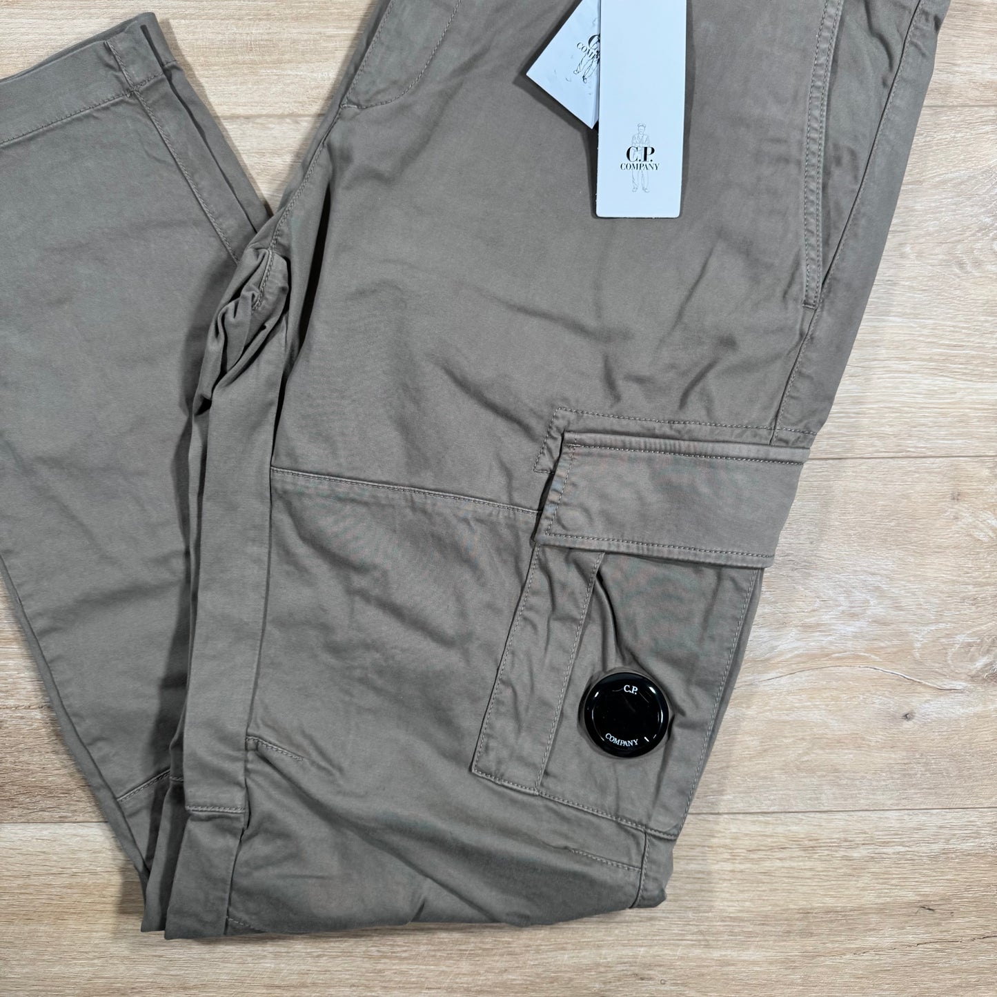 C.P. Company Stretch Sateen Lens Cargo Pants in Walnut