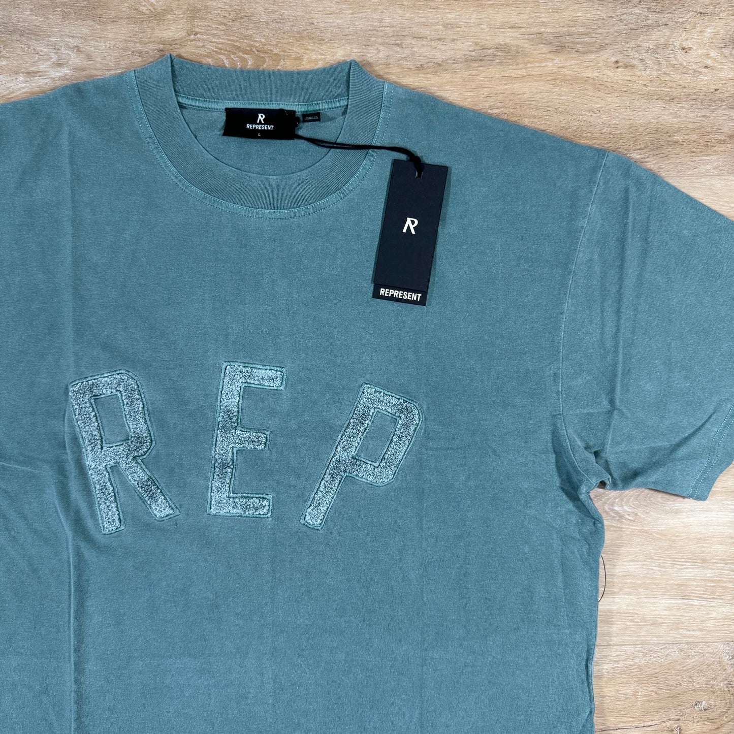 Represent Rep Applique T-Shirt in Forest Green