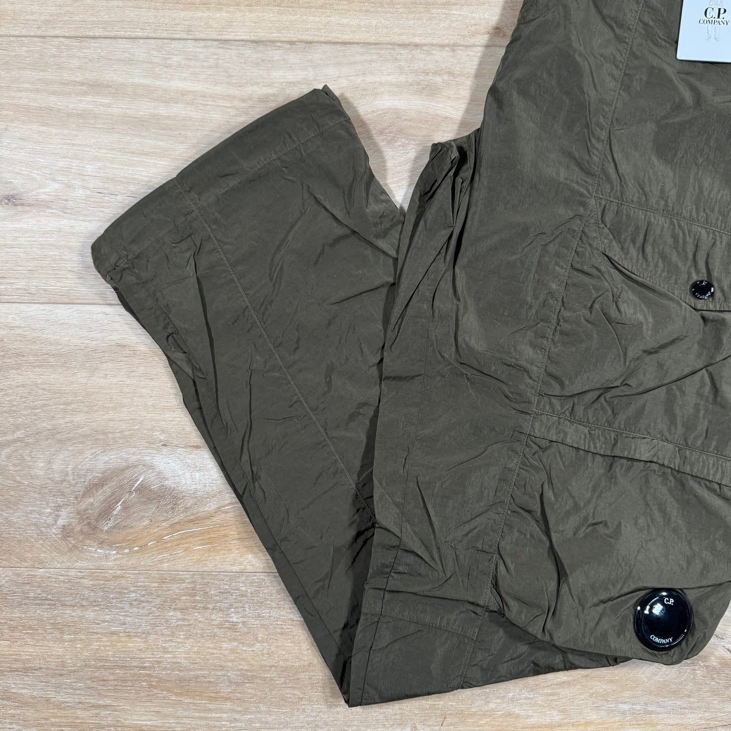 C.P. Company Chrome-R Cargo Lens Pants in Ivy Green