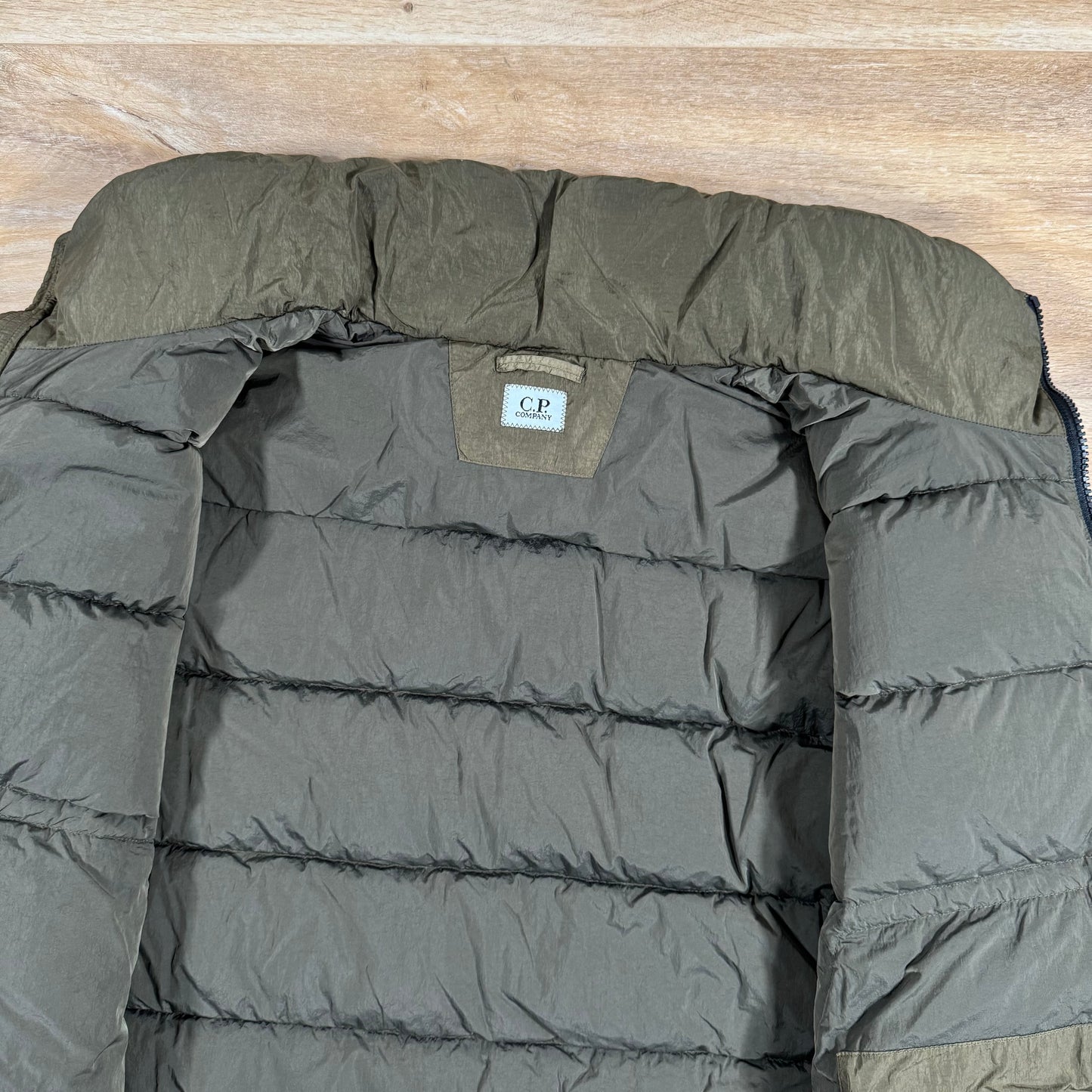 C.P. Company Chrome-R Down Lens Jacket in Ivy Green