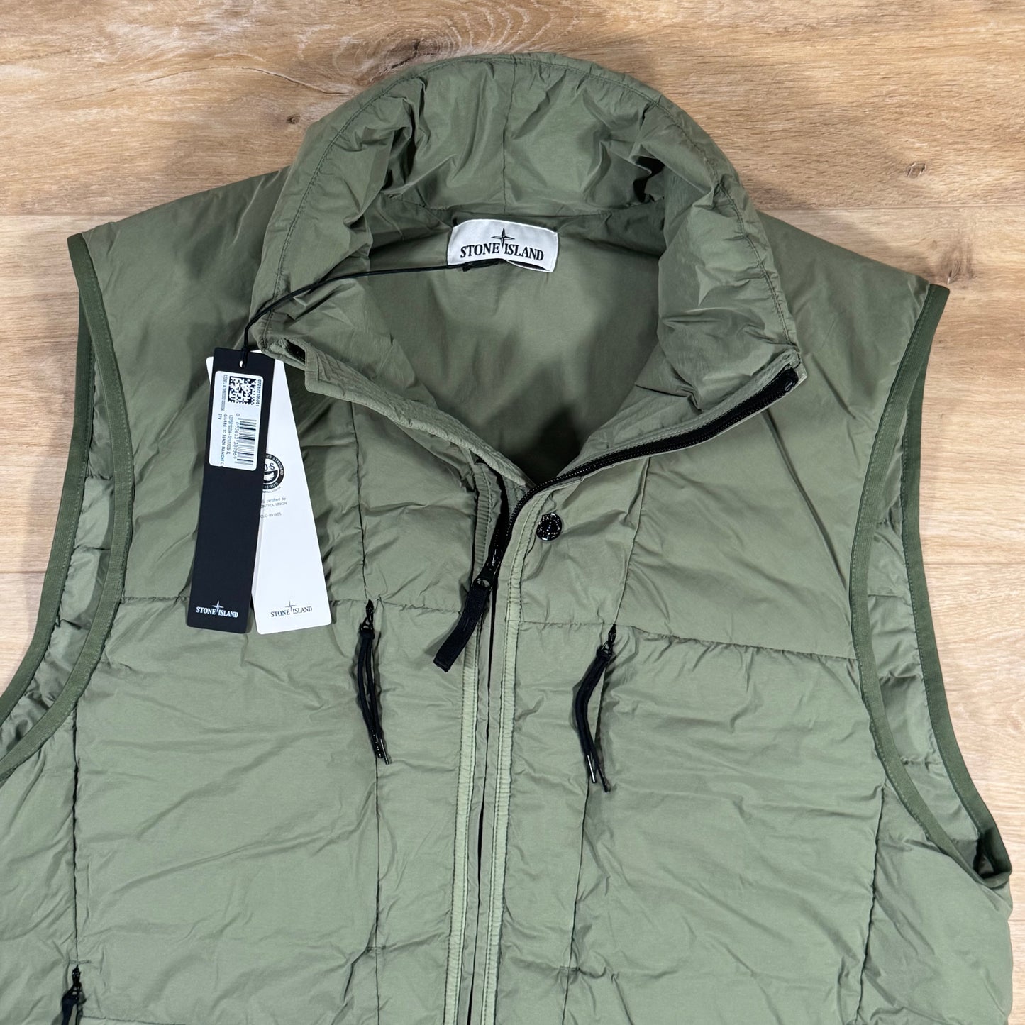Stone Island Seamless Tunnel Nylon Down-TC Vest in Sage Green