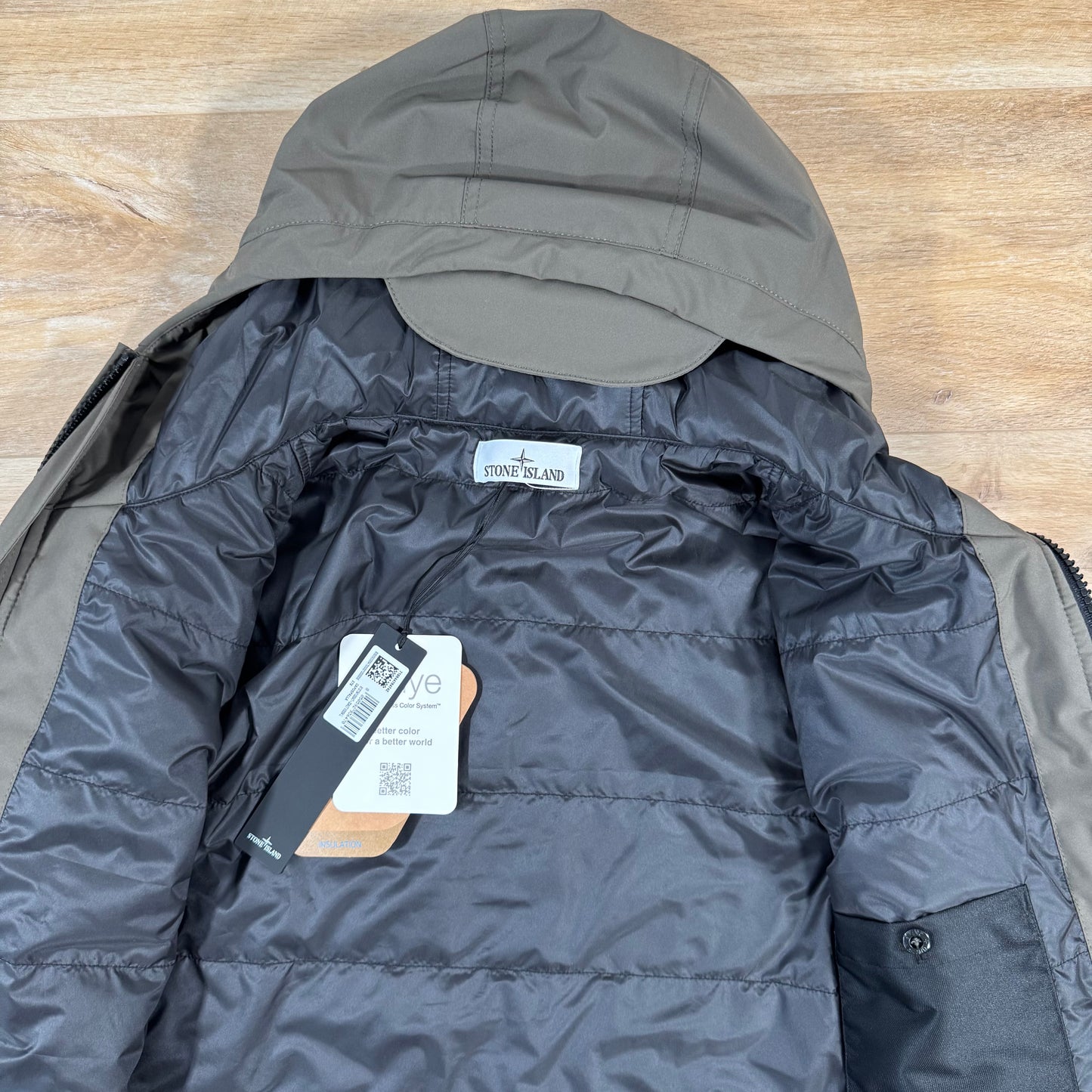 Stone Island Soft Shell-R Primaloft Insulation Jacket in Military Green
