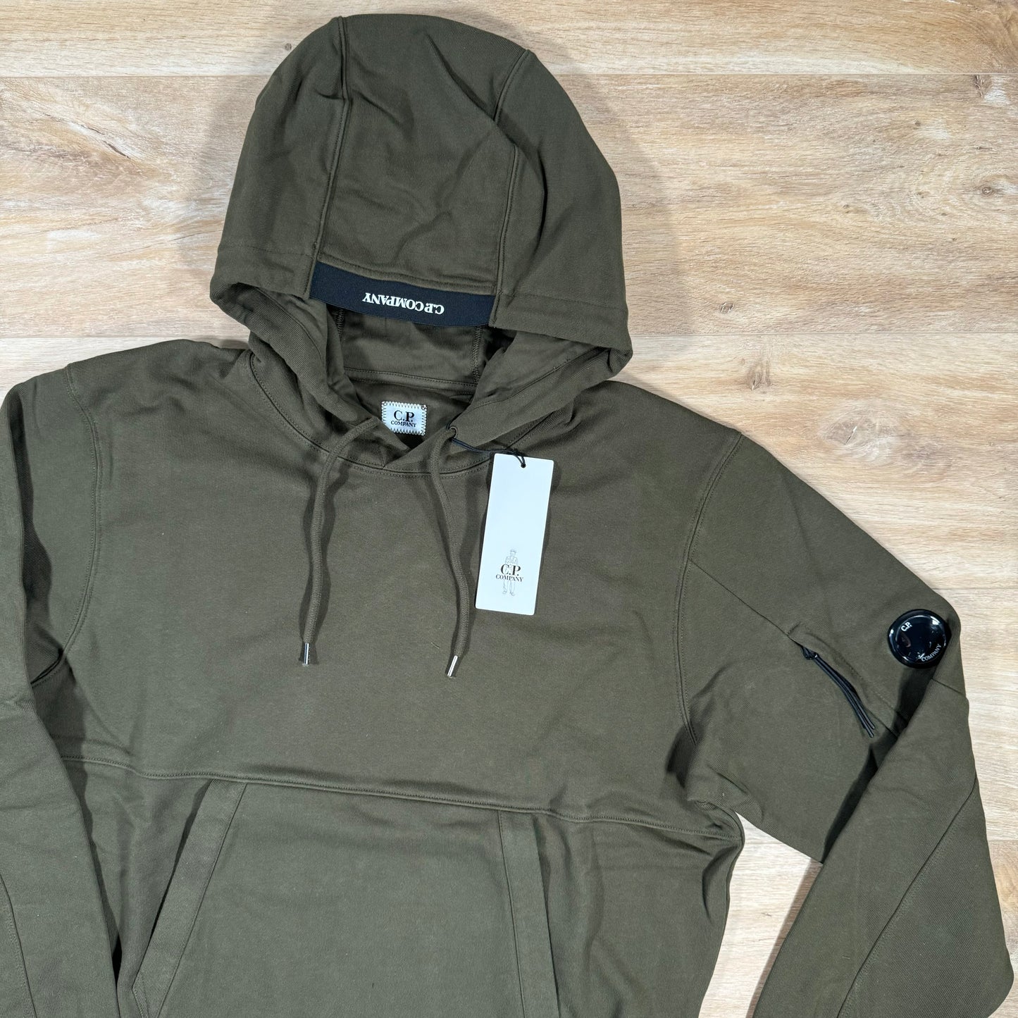 C.P. Company Diagonal Raised Lens Hoodie in Ivy Green