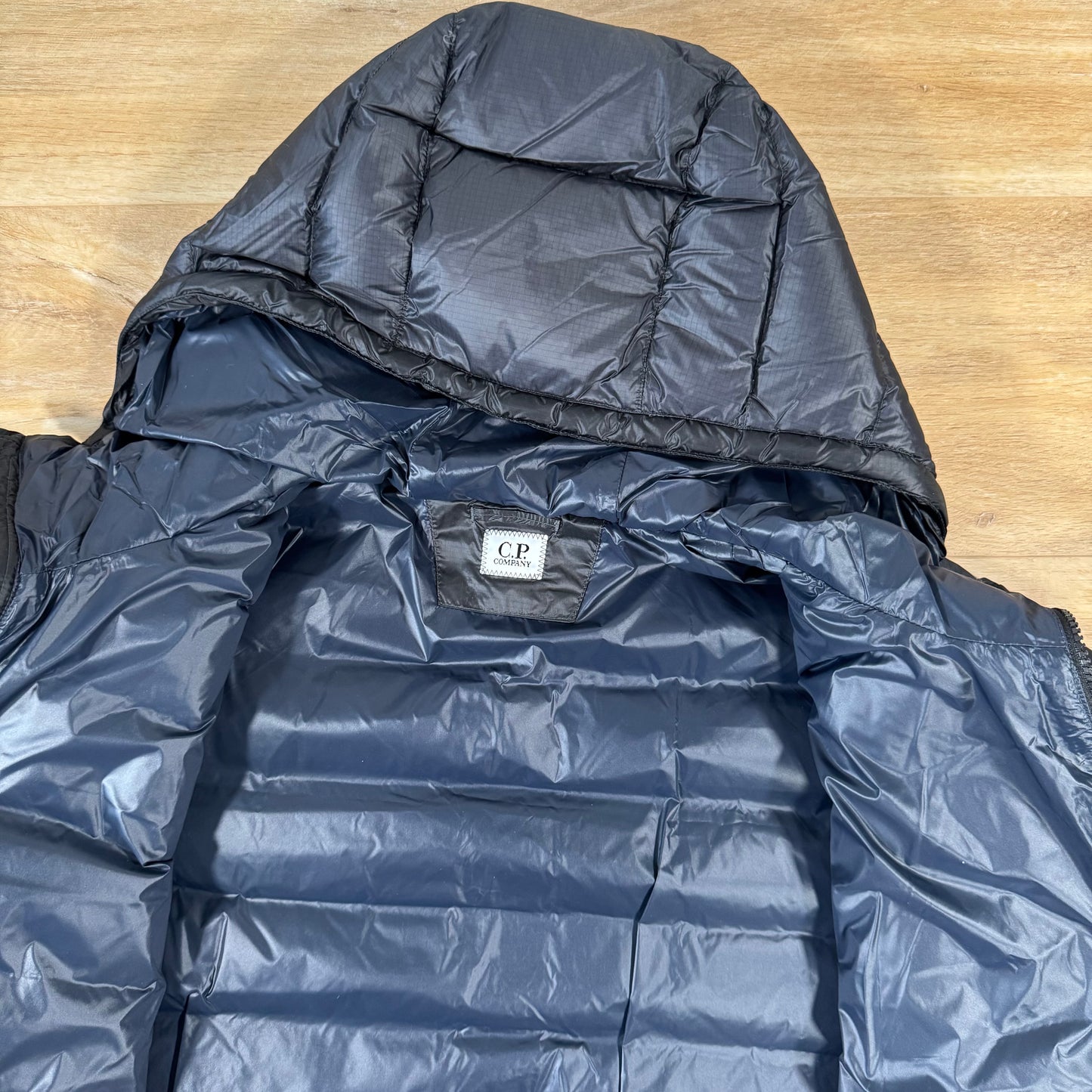 C.P. Company D.D. Shell Lens Down Jacket in Navy