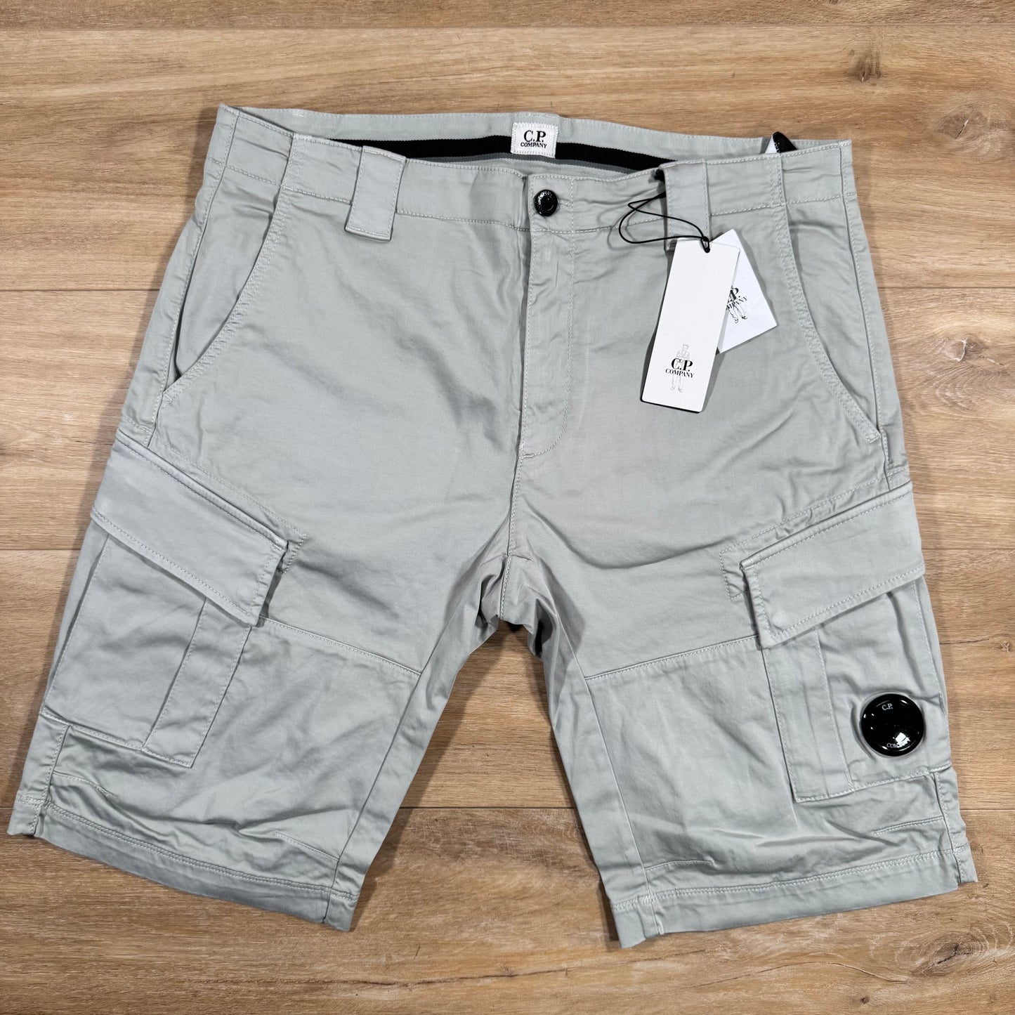 C.P. Company Stretch Sateen Lens Cargo Shorts in Blue Fox - Grey