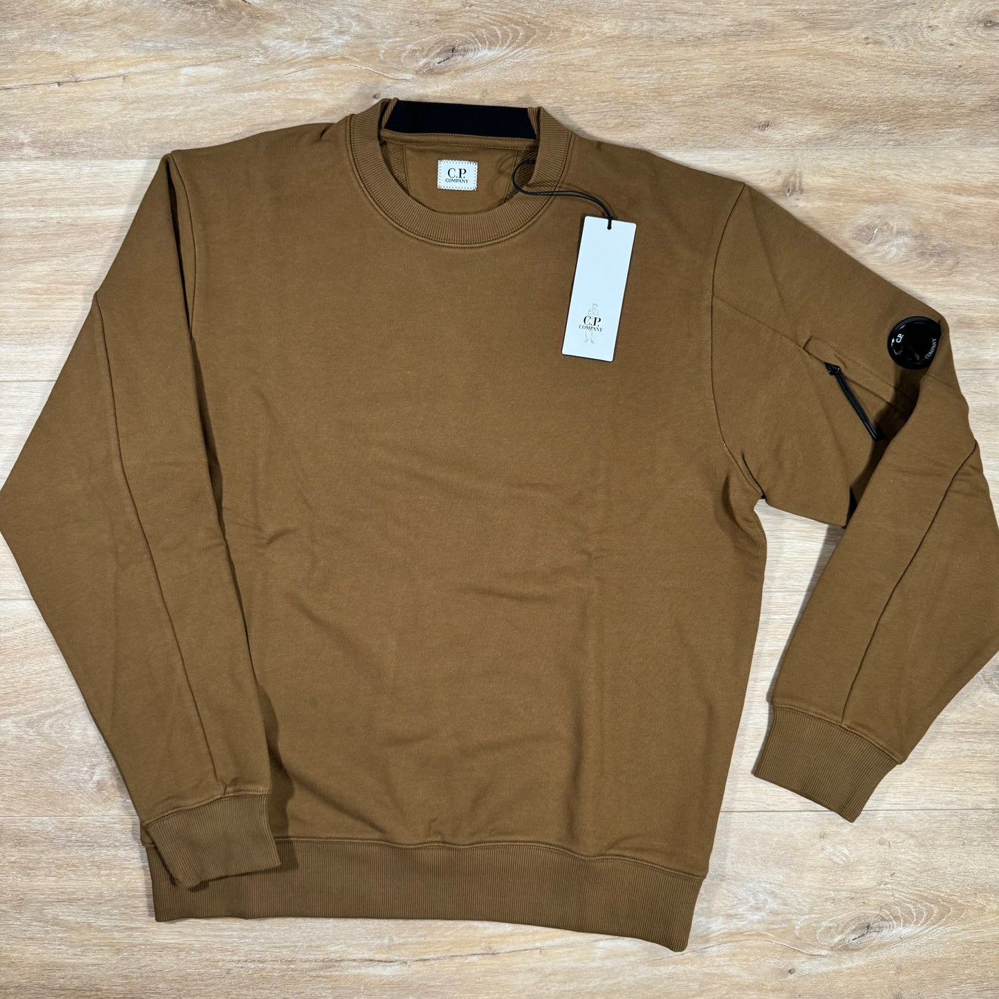 C.P. Company Diagonal Raised Lens Sweatshirt in Toffee