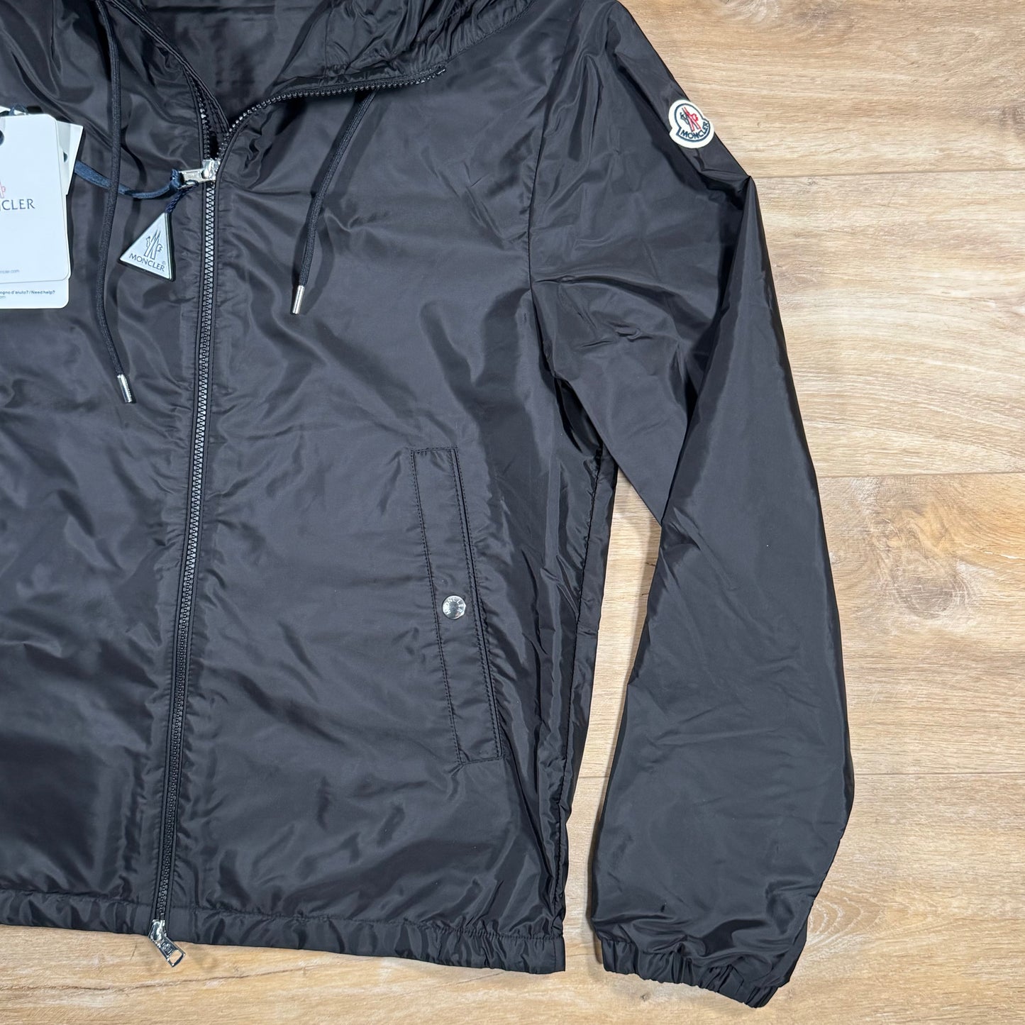 Moncler Grimpeurs Hooded Windbreaker in Black
