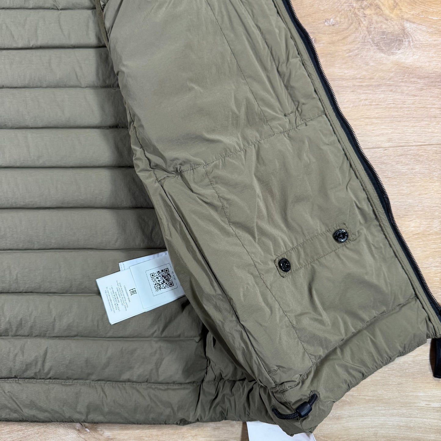 Stone Island Seamless Tunnel Nylon Down-TC Vest in Military Green