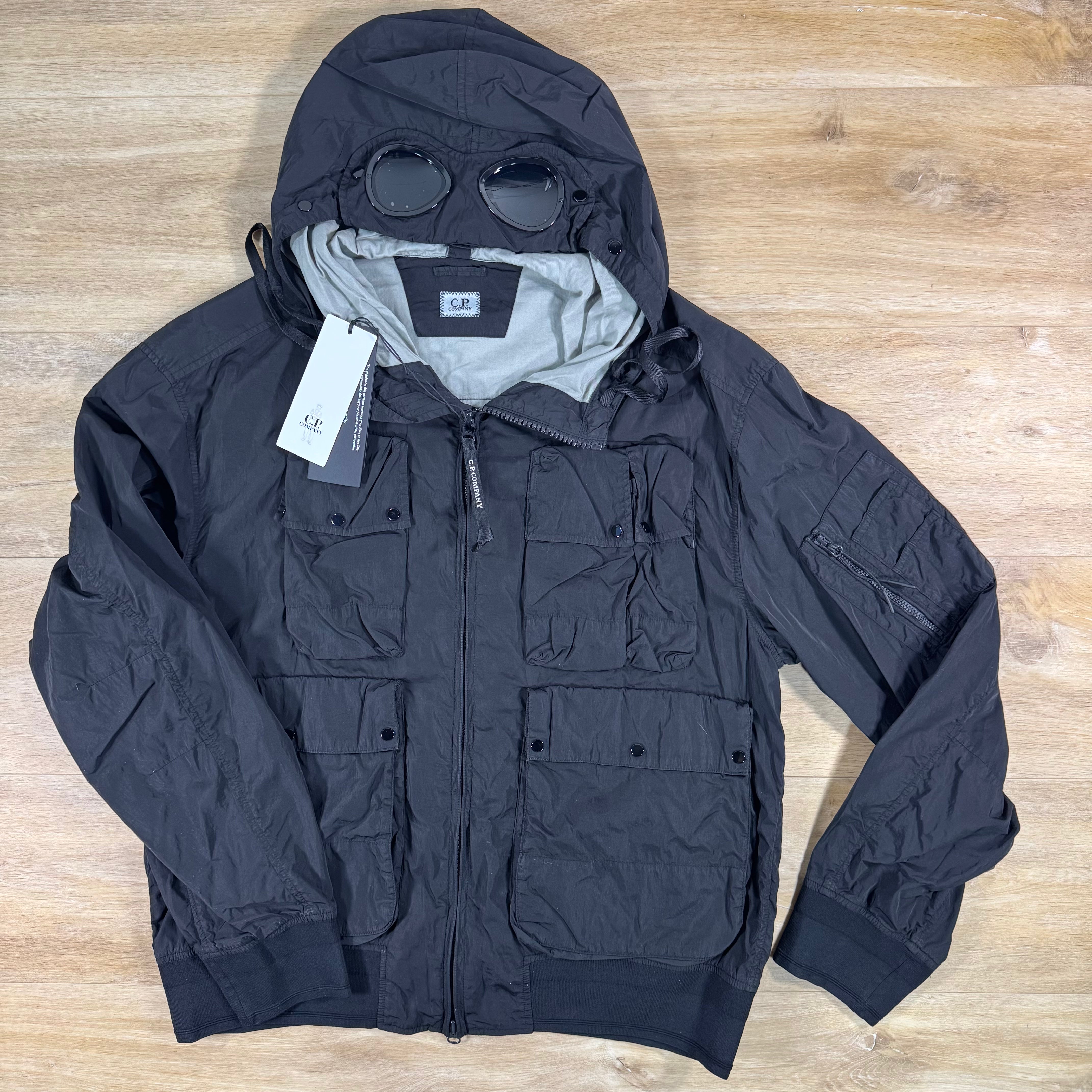 C.P. Company Chrome-R Goggle Jacket in Black – Label Menswear