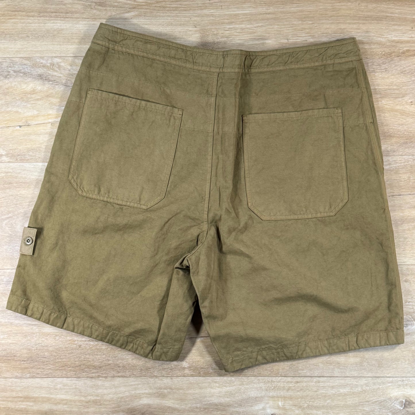 Stone Island Ghost Linen Comfort-Fit Bermuda Shorts in Dark Beige
