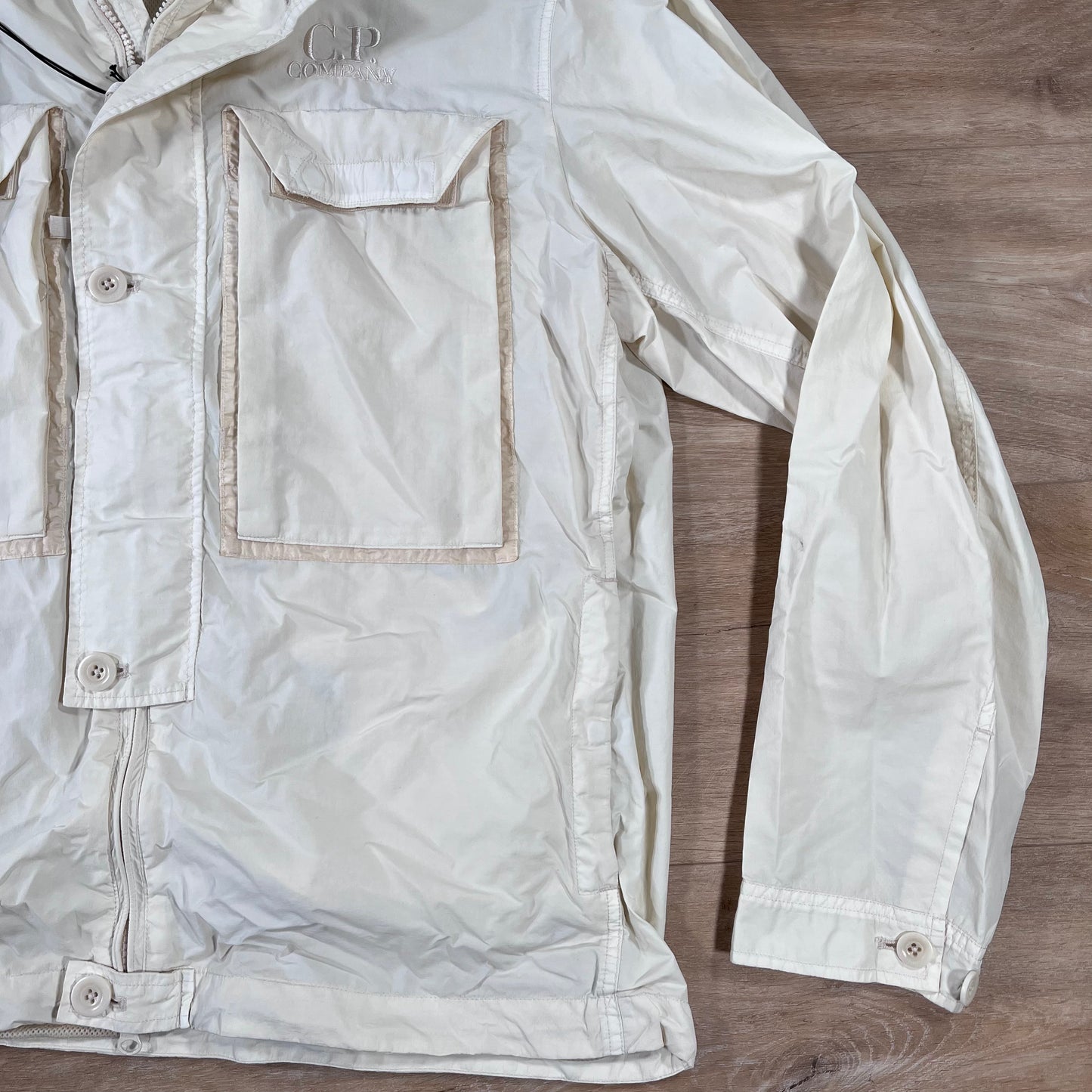 C.P. Company Flatt Nylon Goggle Overshirt in Pistachio Shell