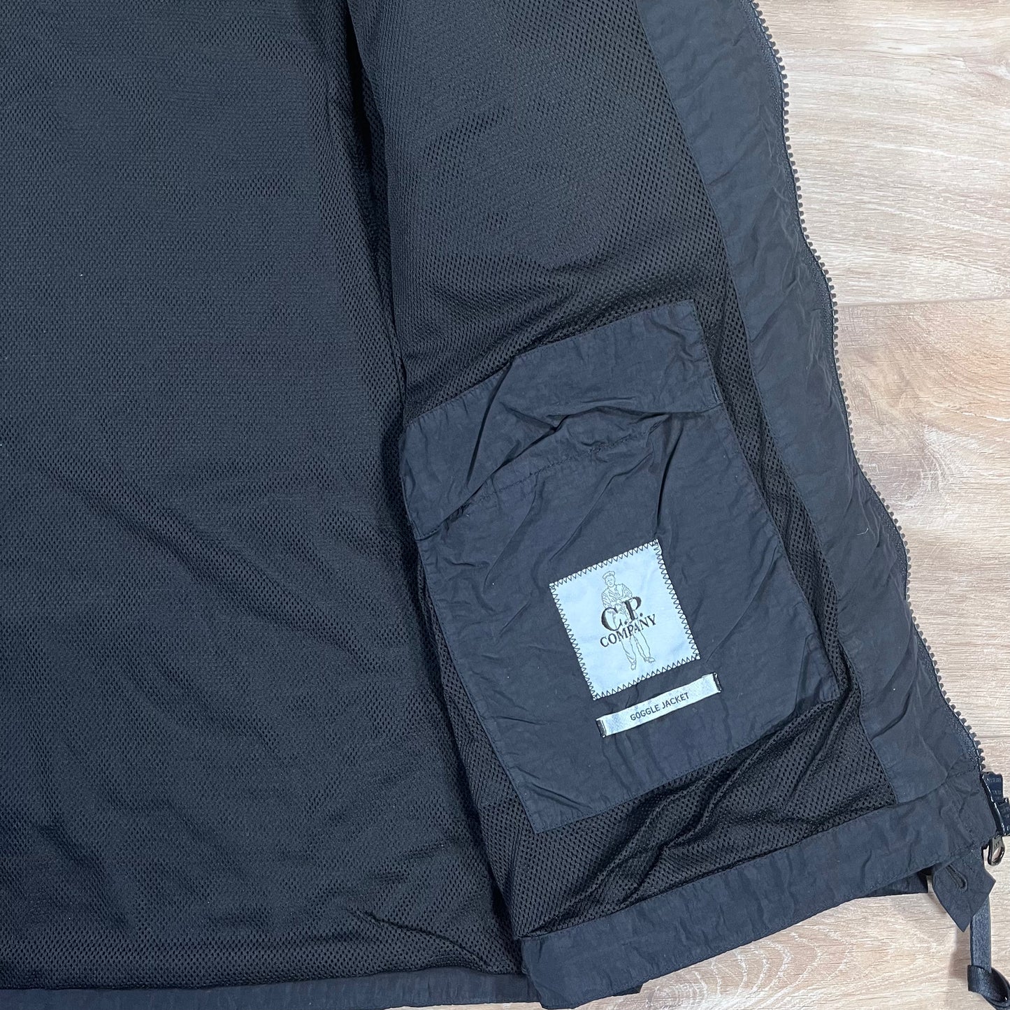 C.P. Company Flatt Nylon Goggle Overshirt in Black