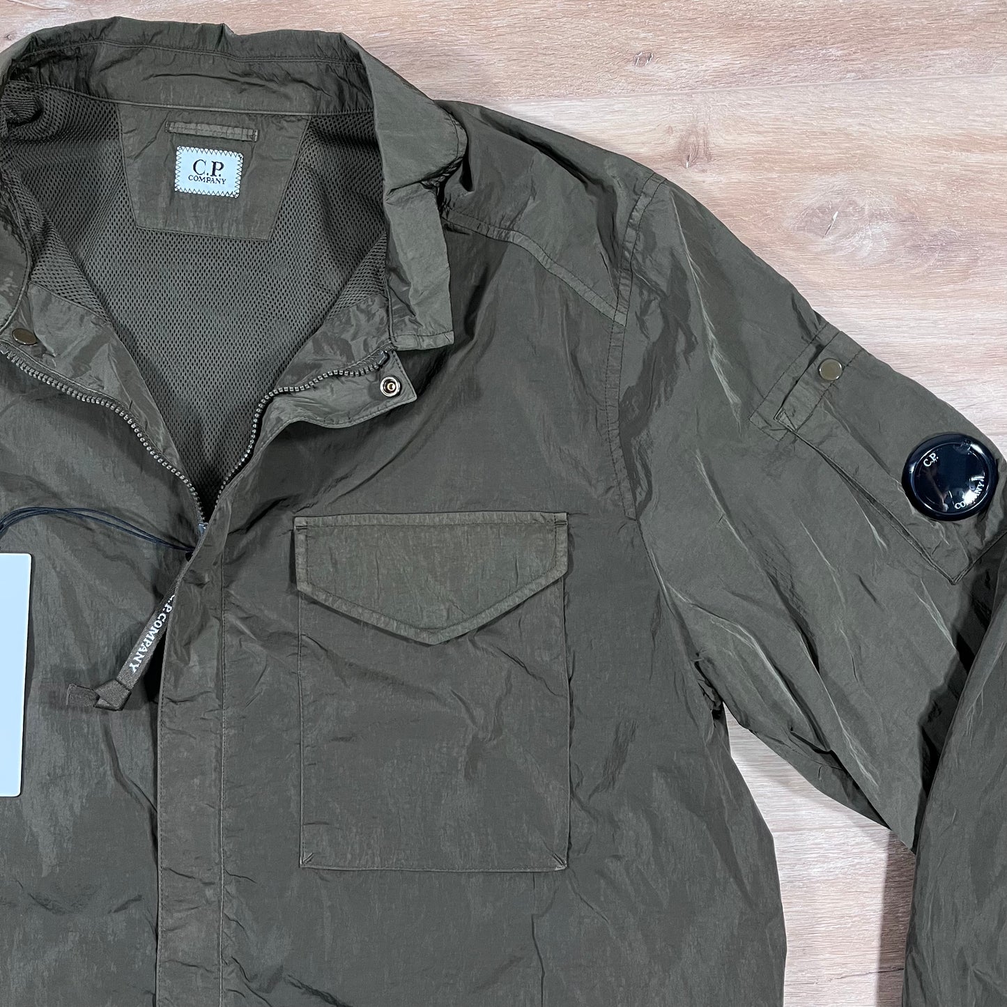 C.P. Company Chrome-R Lens Overshirt in Ivy Green