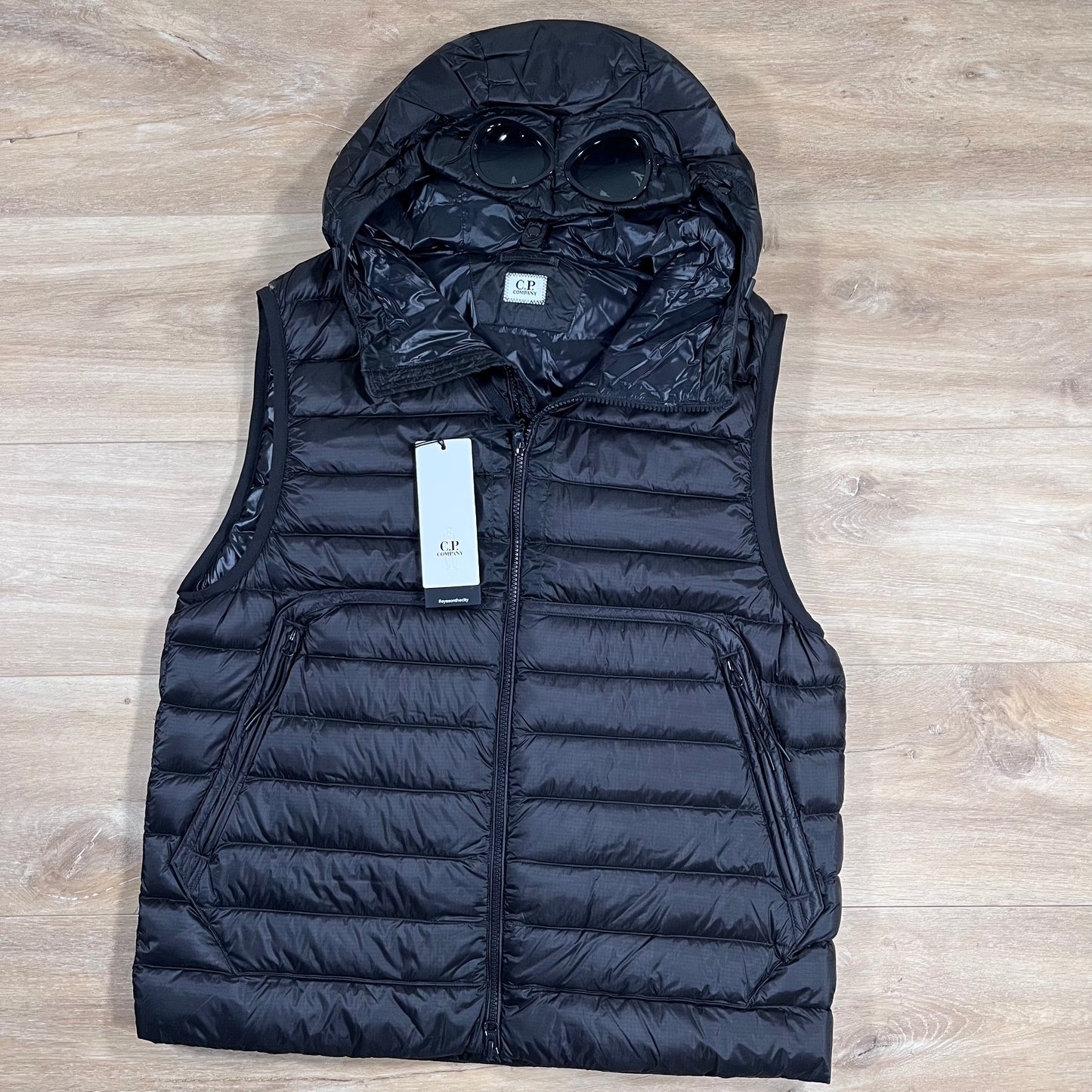 C.P. Company D.D. Shell Goggle Down Gilet in Black