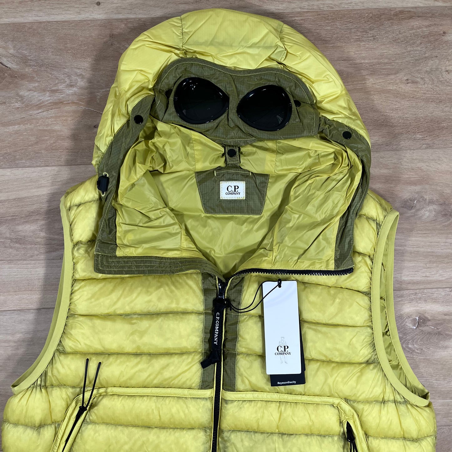 C.P. Company D.D. Shell Goggle Down Gilet in Green Sheen - Yellow