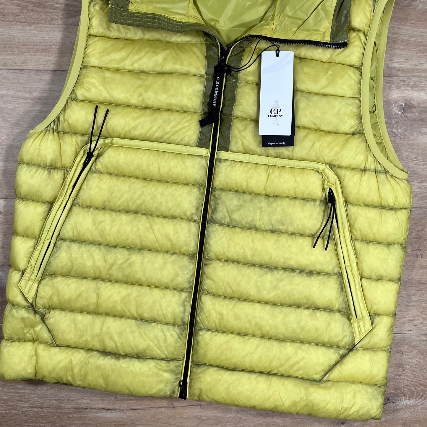 C.P. Company D.D. Shell Goggle Down Gilet in Green Sheen - Yellow