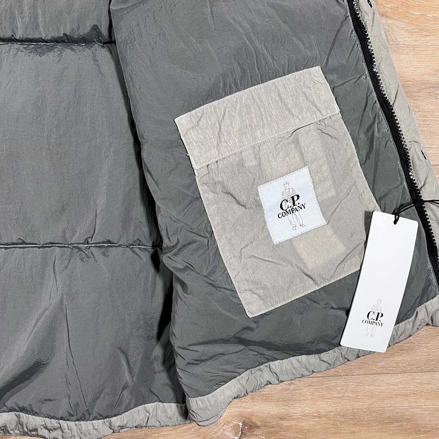 C.P. Company Eco-Chrome R Mixed Down Lens Gilet in London Fog - Grey