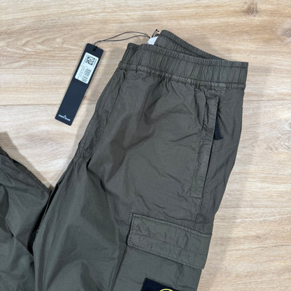 Stone Island Stretch Cotton Tela Cargo Pants in Military Green