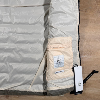 C.P. Company D.D. Shell Goggle Down Gilet in Pistachio Shell