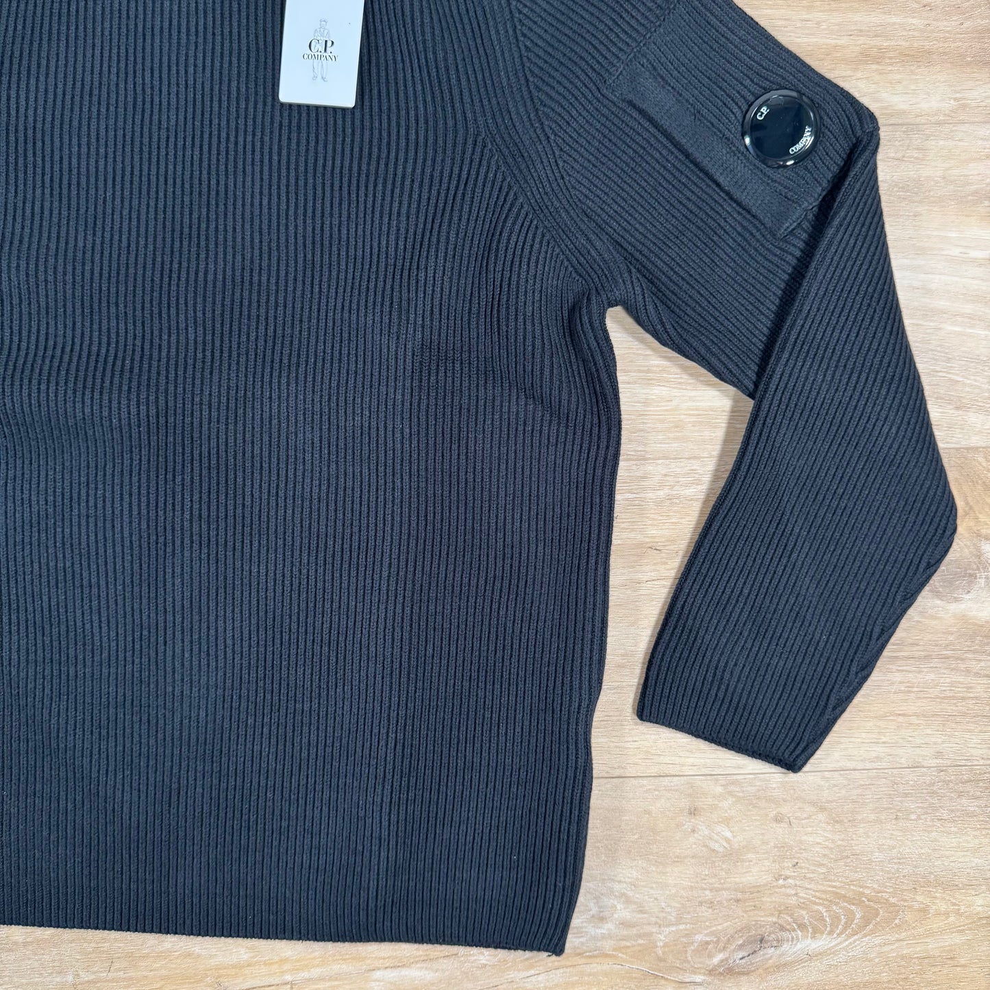C.P. Company Full Rib Crewneck Lens Sweater in Black