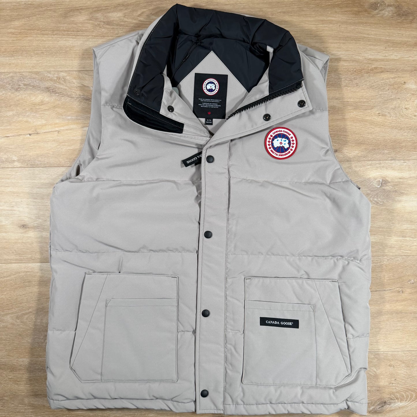 Canada Goose Freestyle Crew Vest in Limestone
