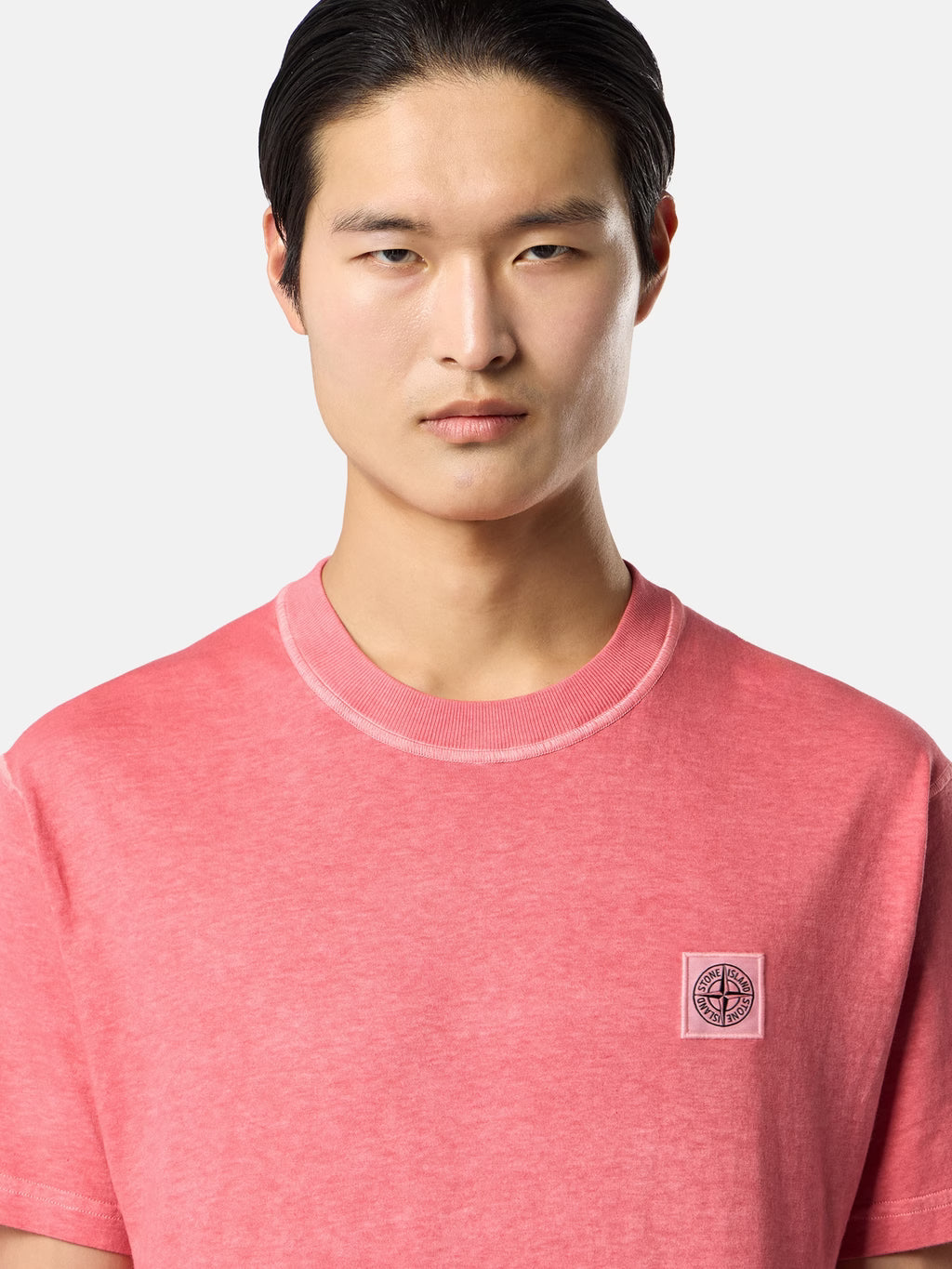 Stone Island 'Fissato' Effect Compass Patch T-Shirt in Geranium