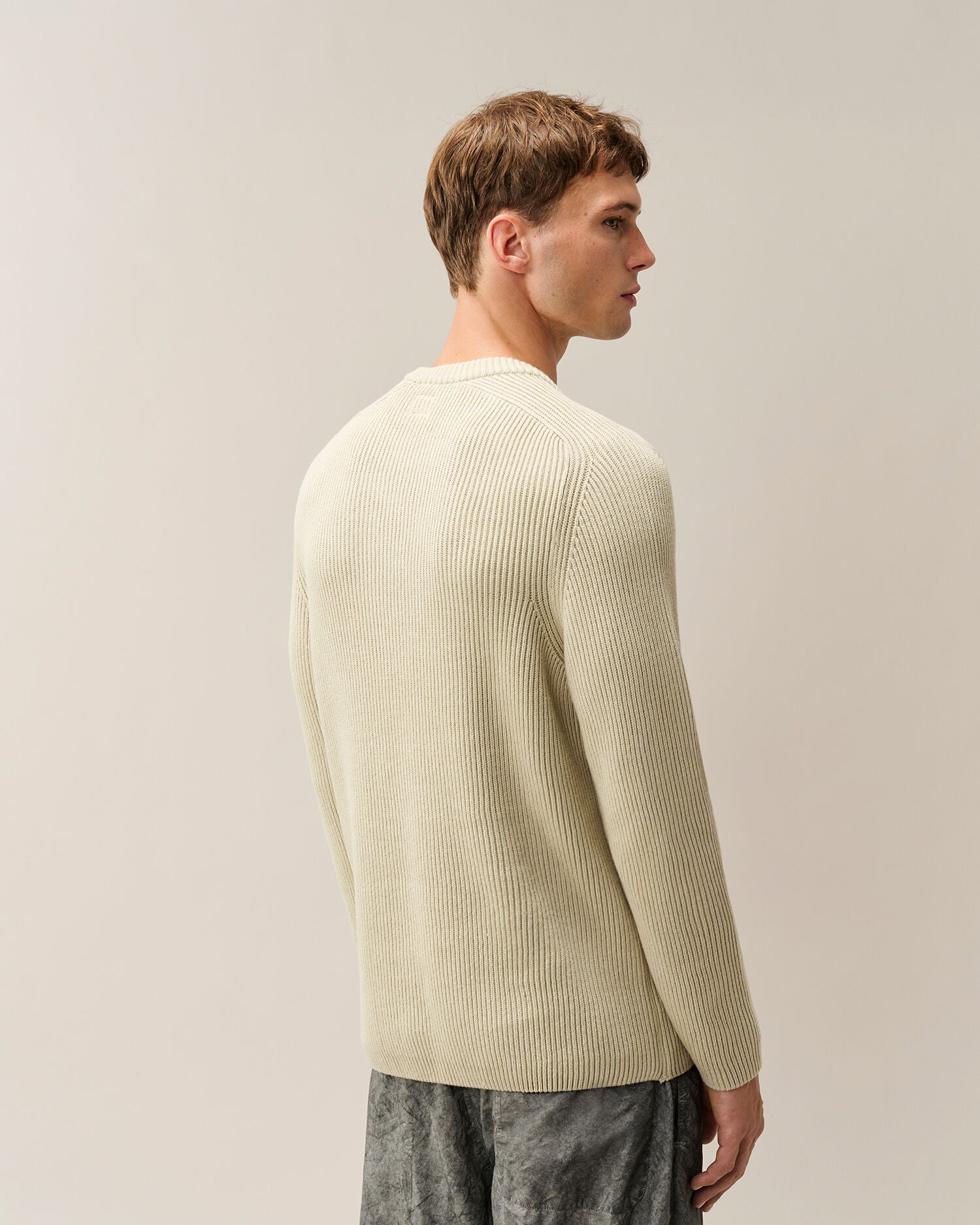 C.P. Company Full Rib Cotton Lens Crewneck Sweater in Silver Birch