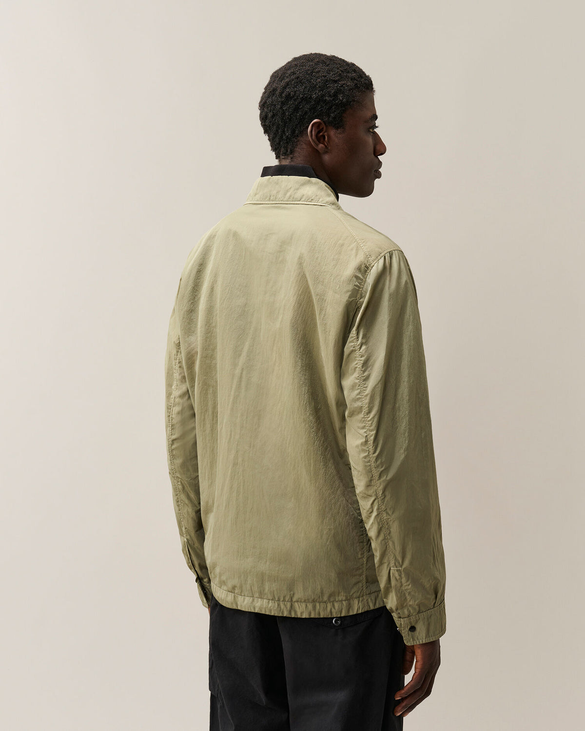 C.P. Company Chrome-R Chest Pocket Lens Overshirt in Fallen Rock - Beige