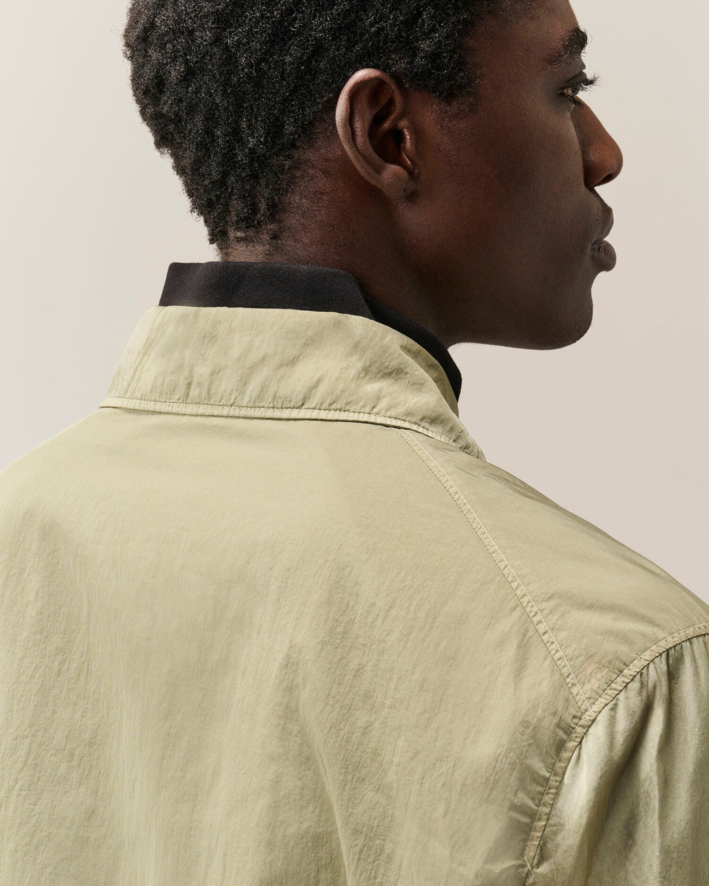 C.P. Company Chrome-R Chest Pocket Lens Overshirt in Fallen Rock - Beige