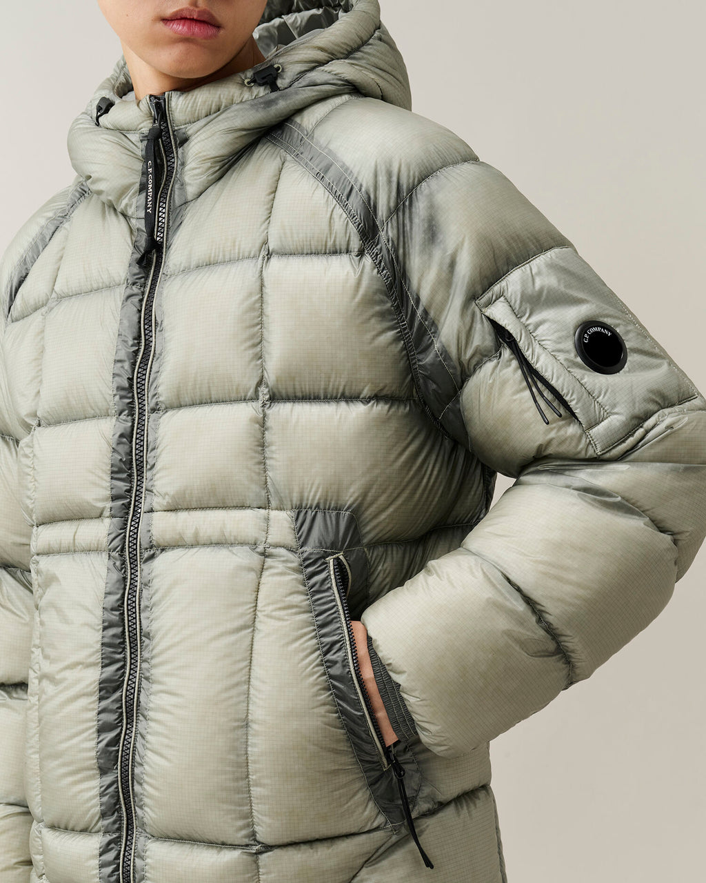 C.P. Company D.D. Shell Lens Puffer Jacket in Flint Grey