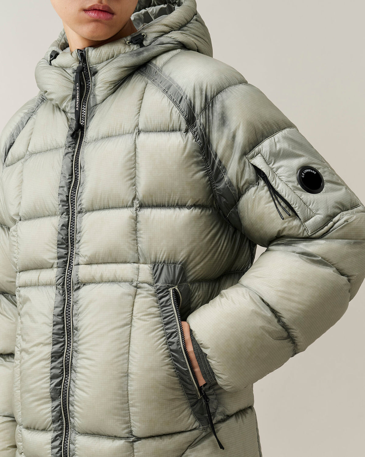 C.P. Company D.D. Shell Lens Puffer Jacket in Flint Grey