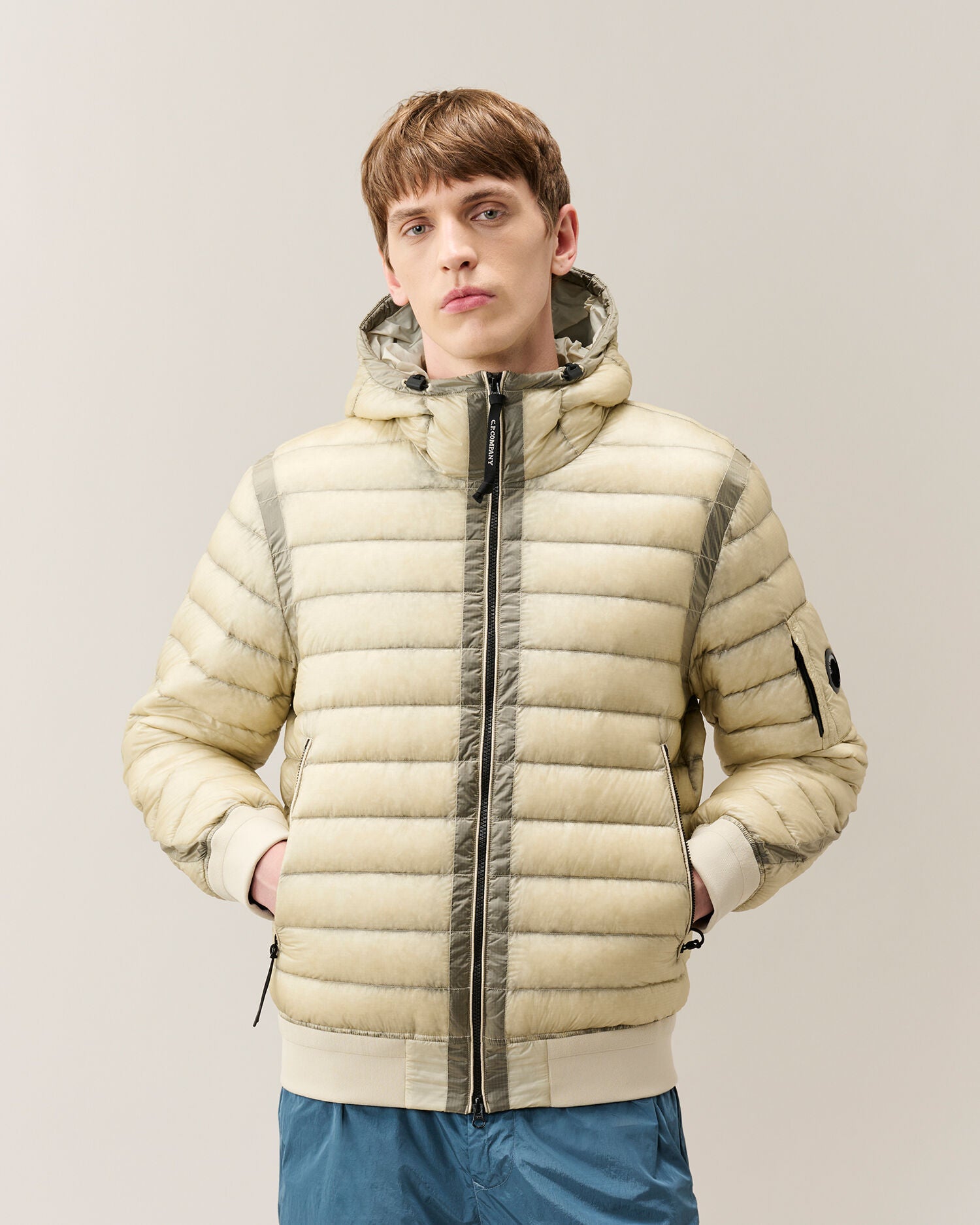 C.P. Company D.D. Shell Hooded Lens Down Jacket in Silver Birch