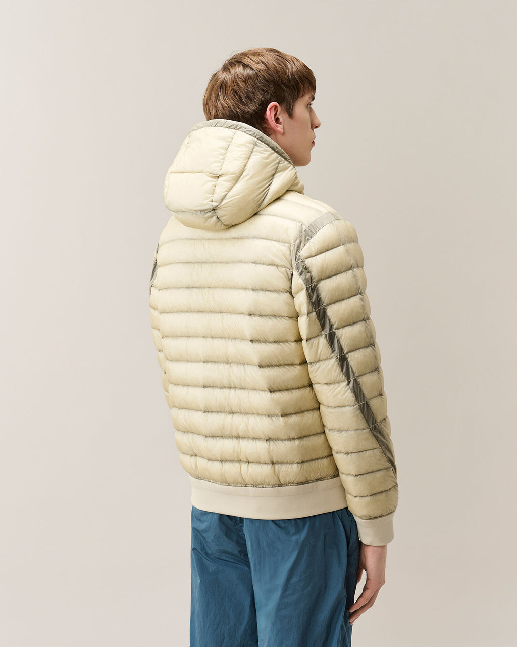 C.P. Company D.D. Shell Hooded Lens Down Jacket in Silver Birch
