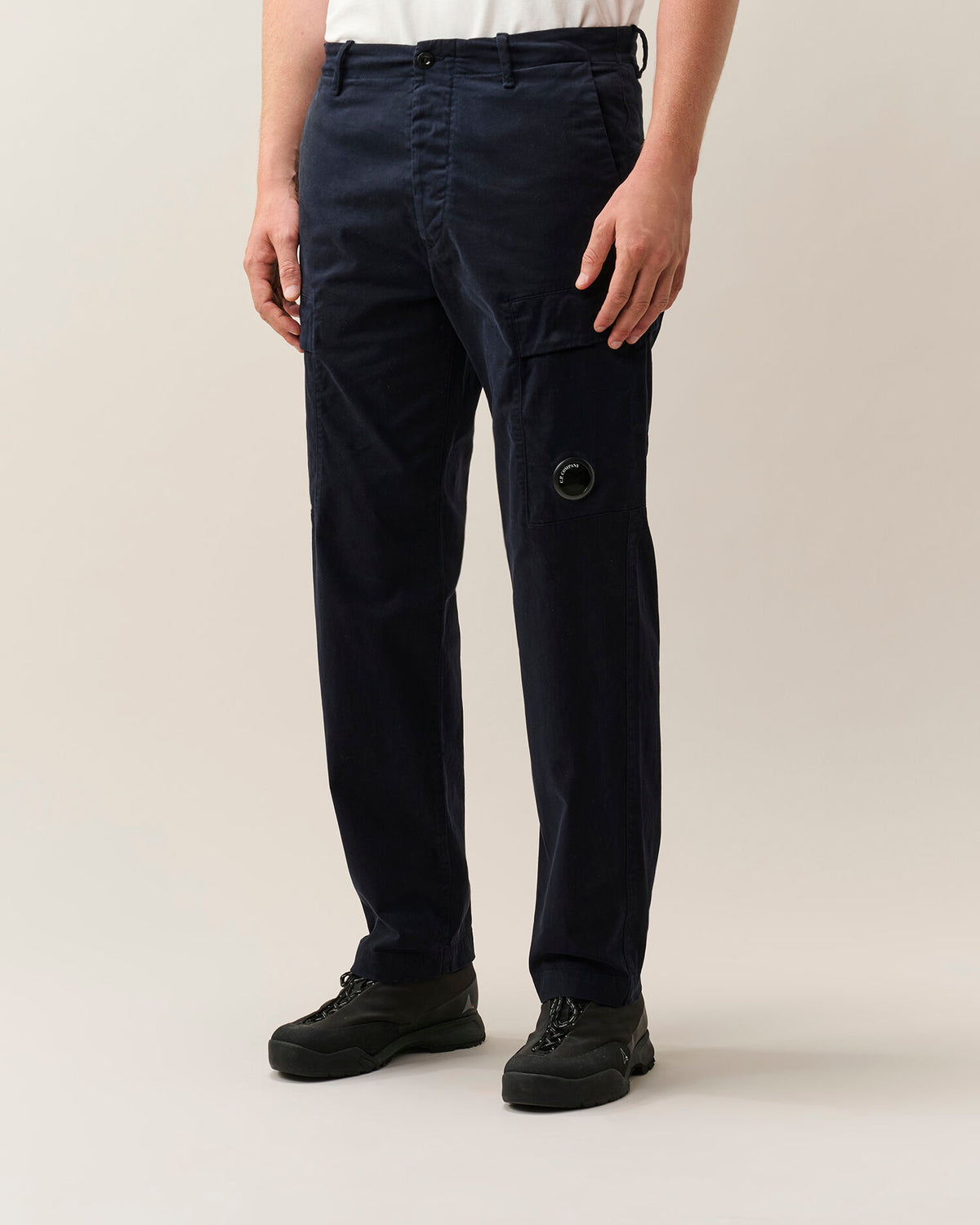 C.P. Company Stretch Sateen Lens Cargo Pants in Navy