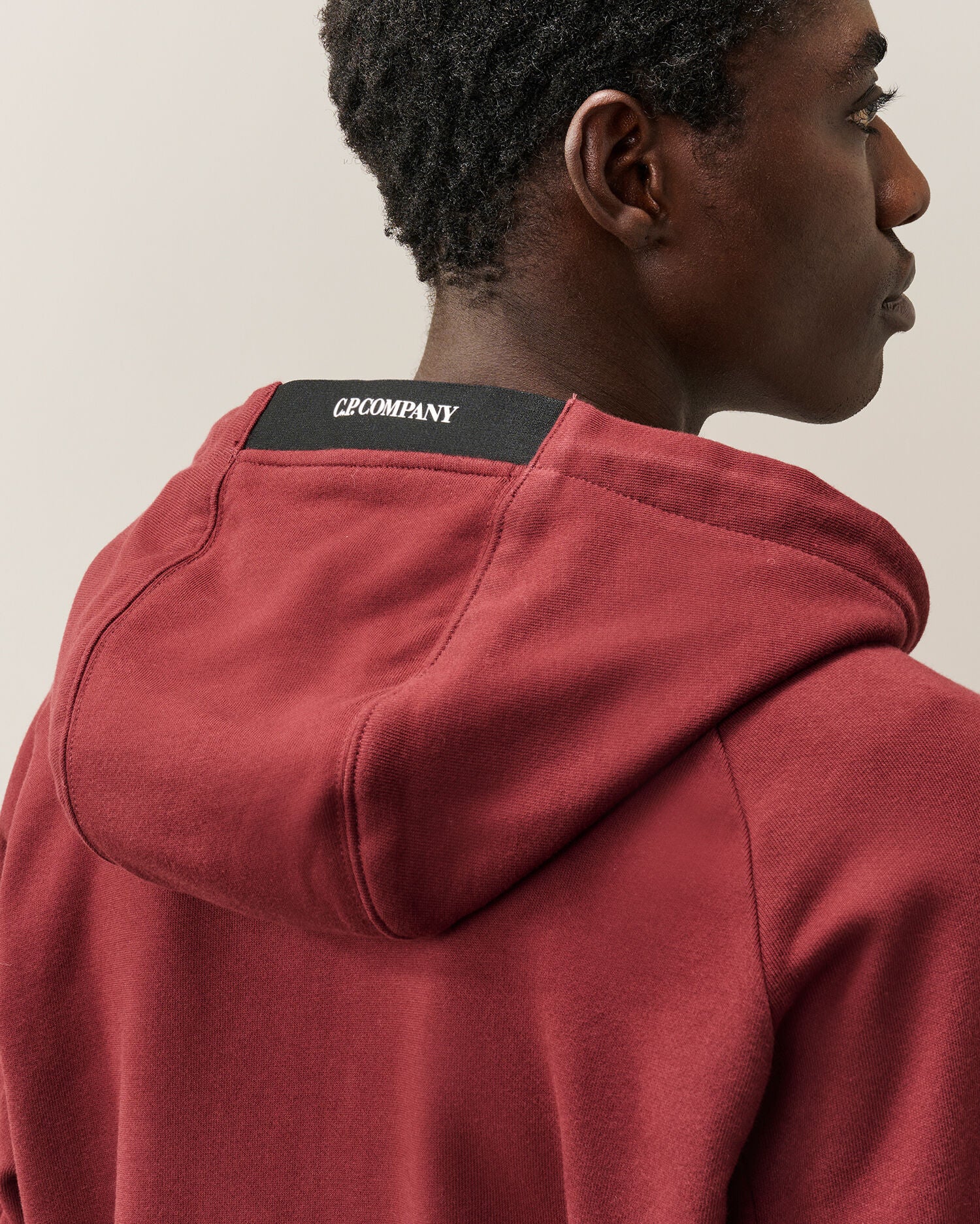 C.P. Company Diagonal Raised Zipped Lens Hoodie in Andorra - Red