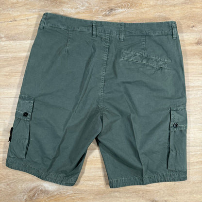 Stone Island Old Treatment Cargo Shorts in Musk