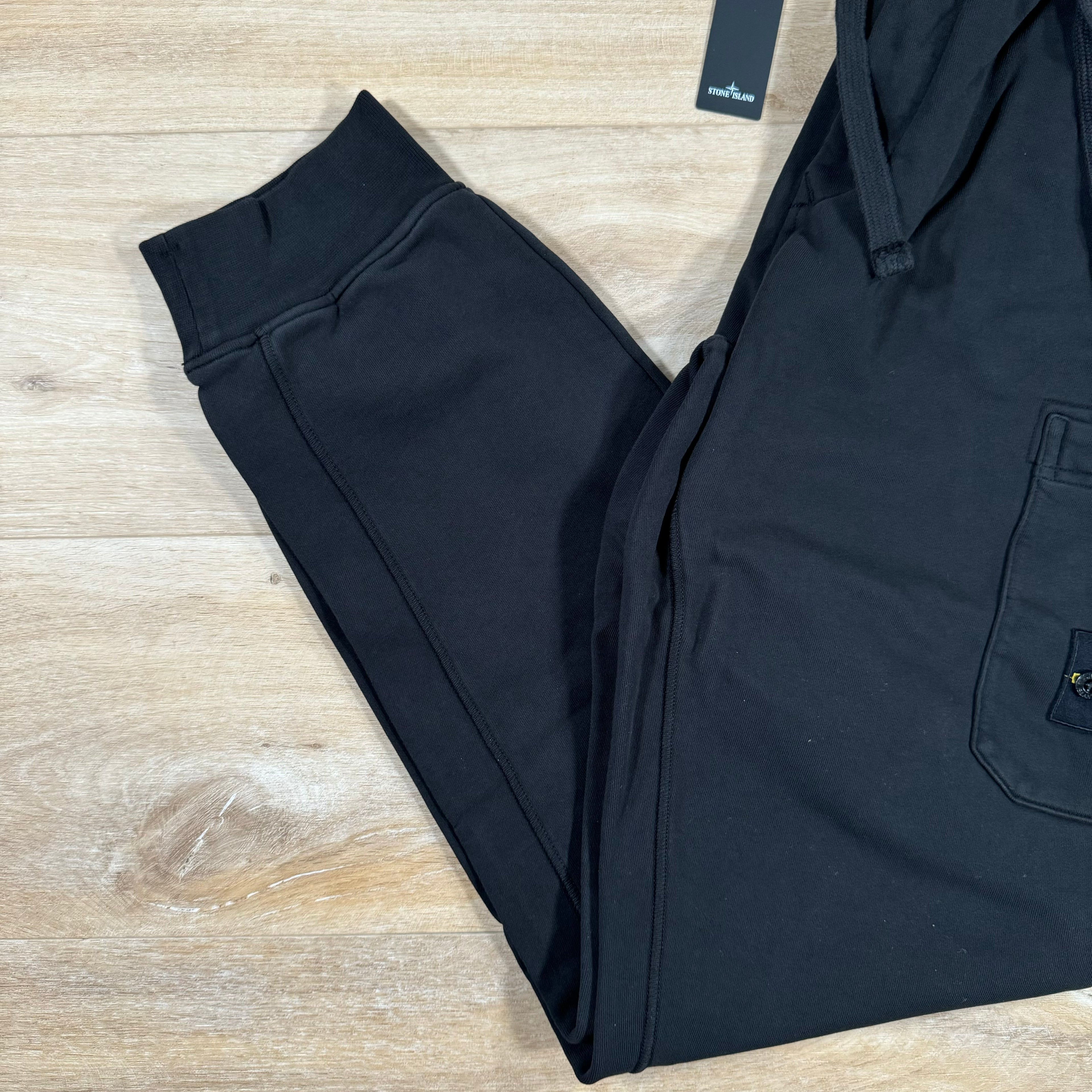 Stone Island Slim Fit Fleece Sweatpants in Black