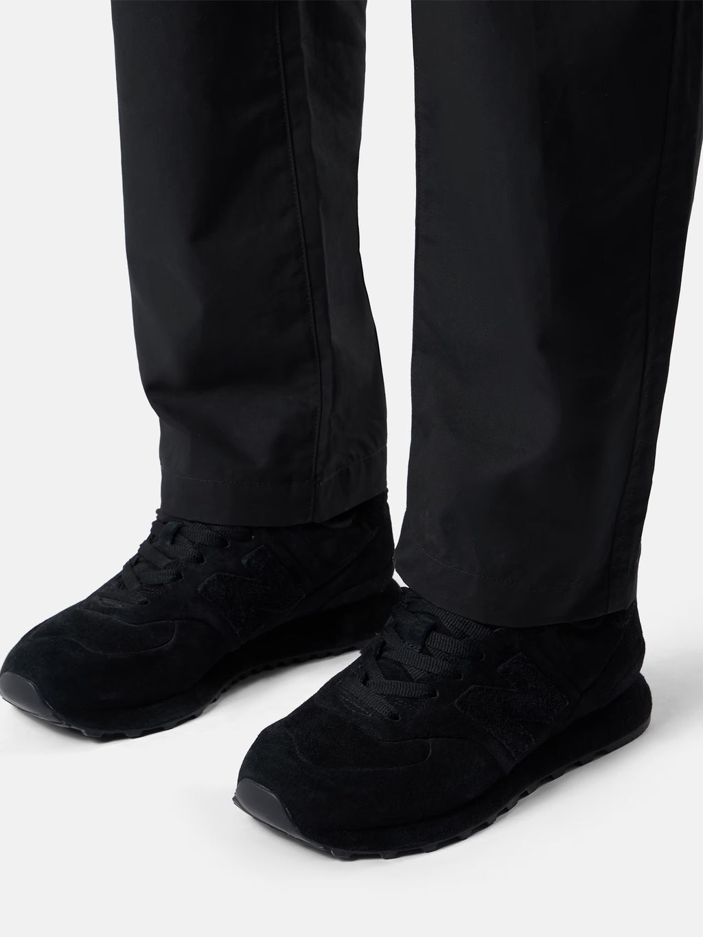 Stone Island All Weather Cotton Canvas Ghost Chino Trousers in Black