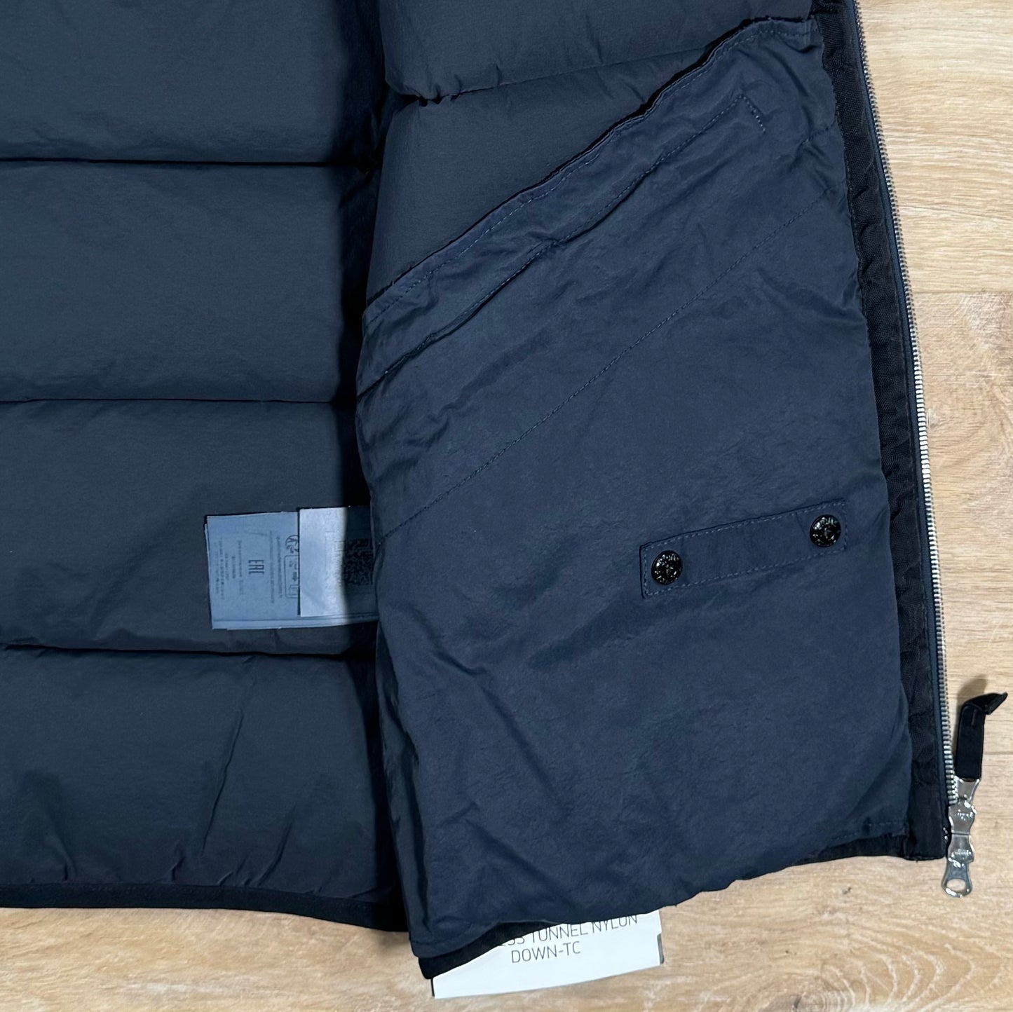 Stone Island Seamless Tunnel Nylon Down-TC Gilet in Navy