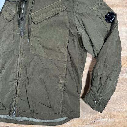C.P. Company Chrome-R Hooded Zipped Lens Overshirt in Ivy Green