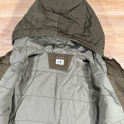 C.P. Company Chrome-R Hooded Zipped Lens Overshirt in Ivy Green