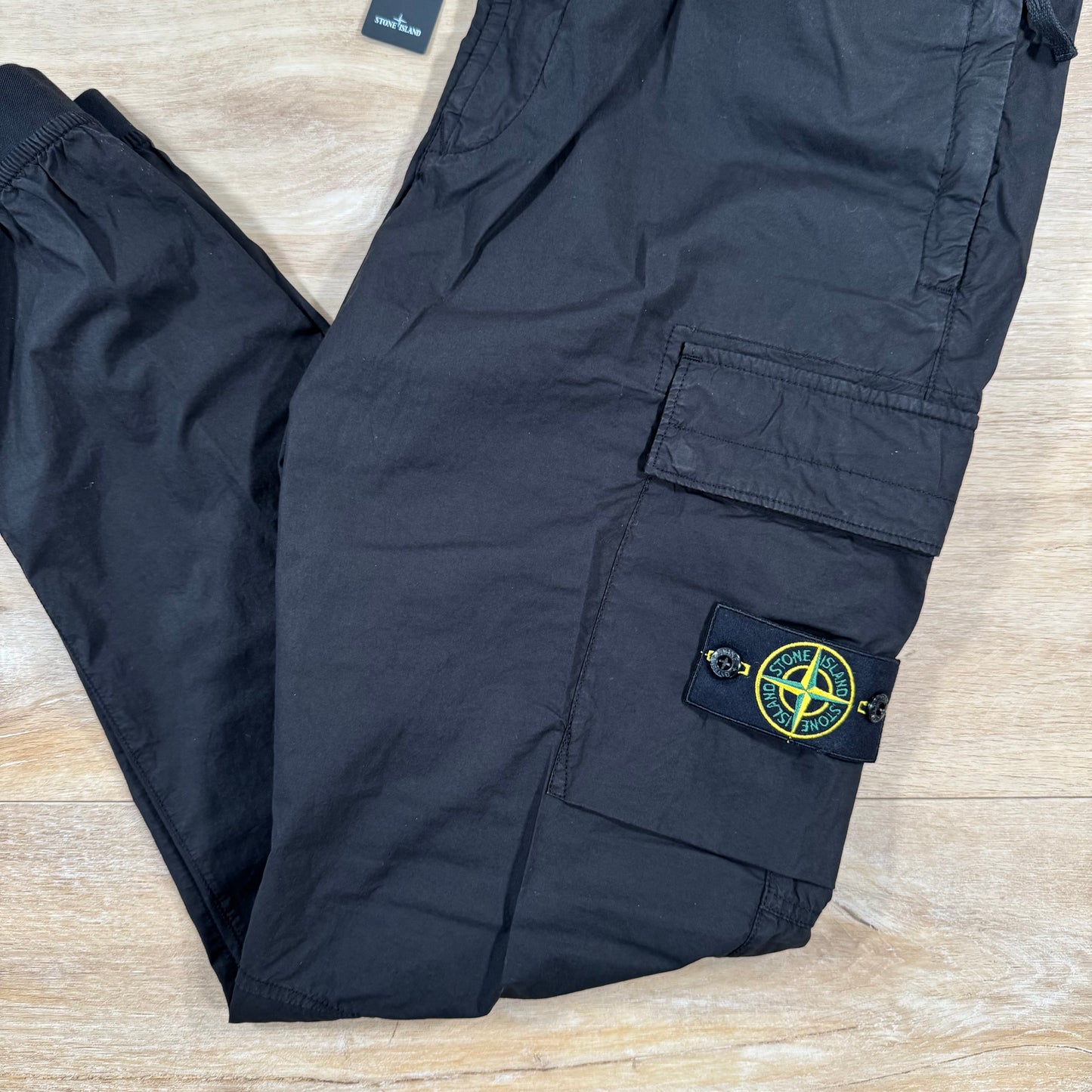 Stone Island Stretch Cotton Tela Cargo Pants in Black