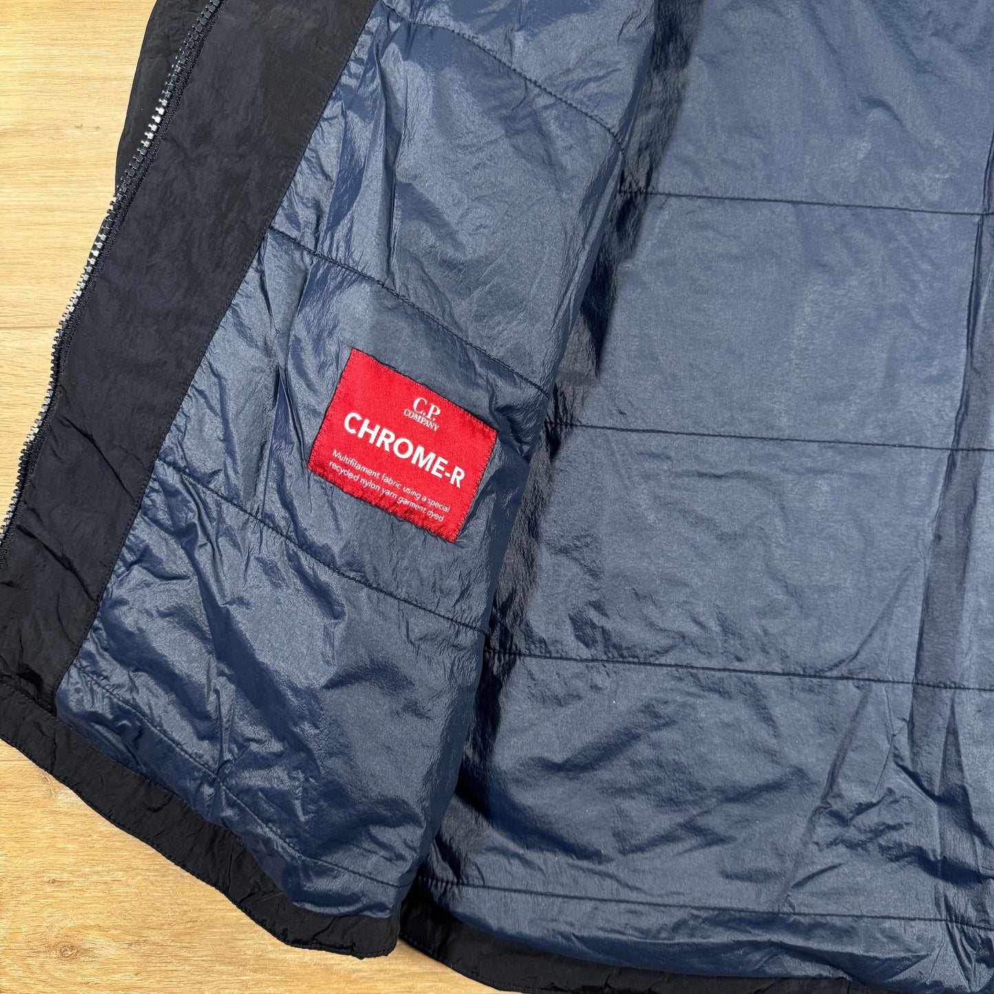 C.P. Company Chrome-R Hooded Zipped Lens Overshirt in Navy