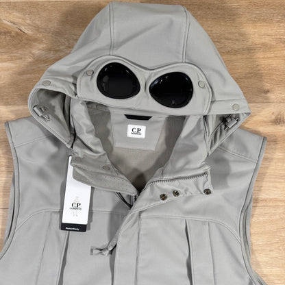 C.P. Company Shell-R Goggle Gilet in London Fog - Grey