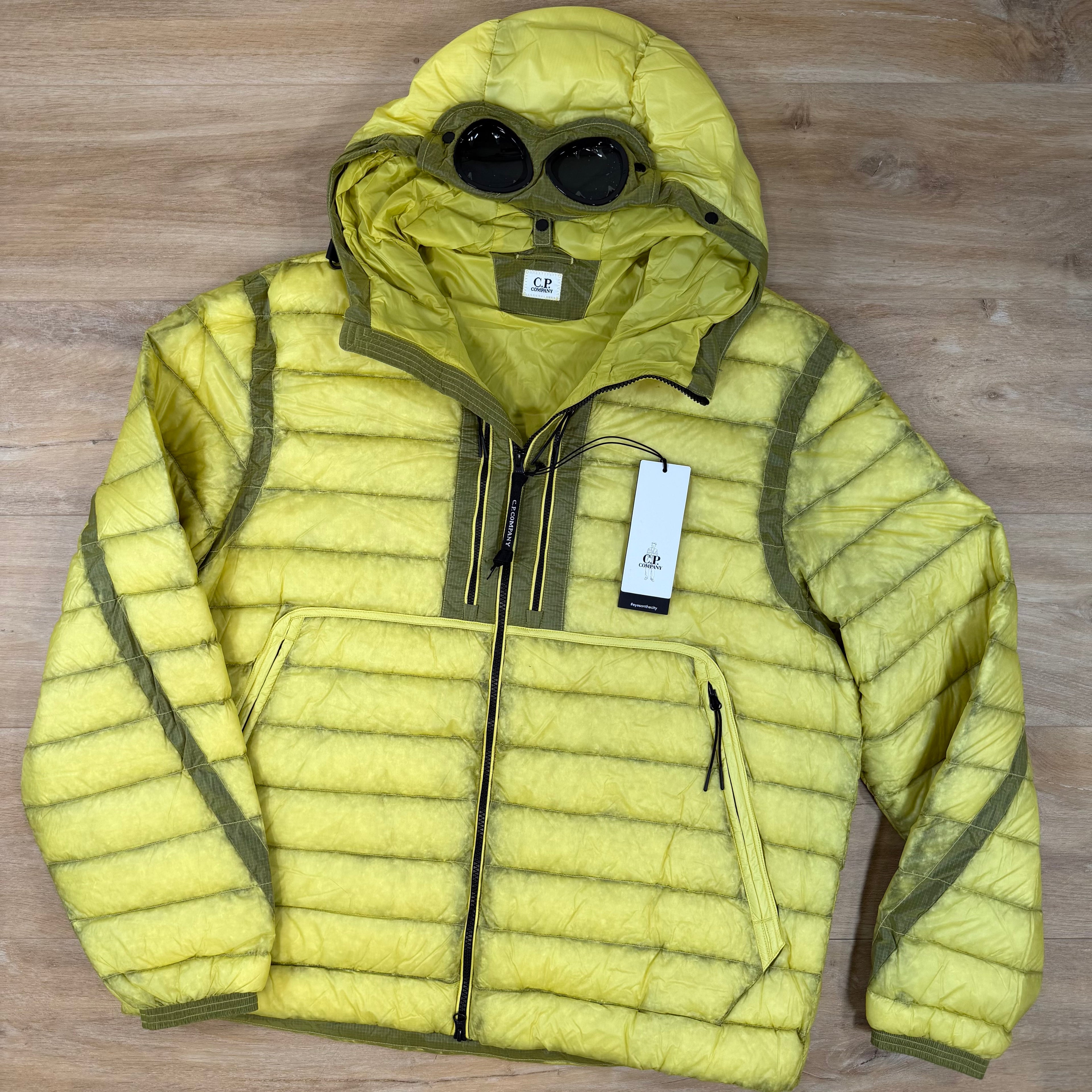 C.P. Company D.D. Shell Goggle Down Jacket in Green Sheen